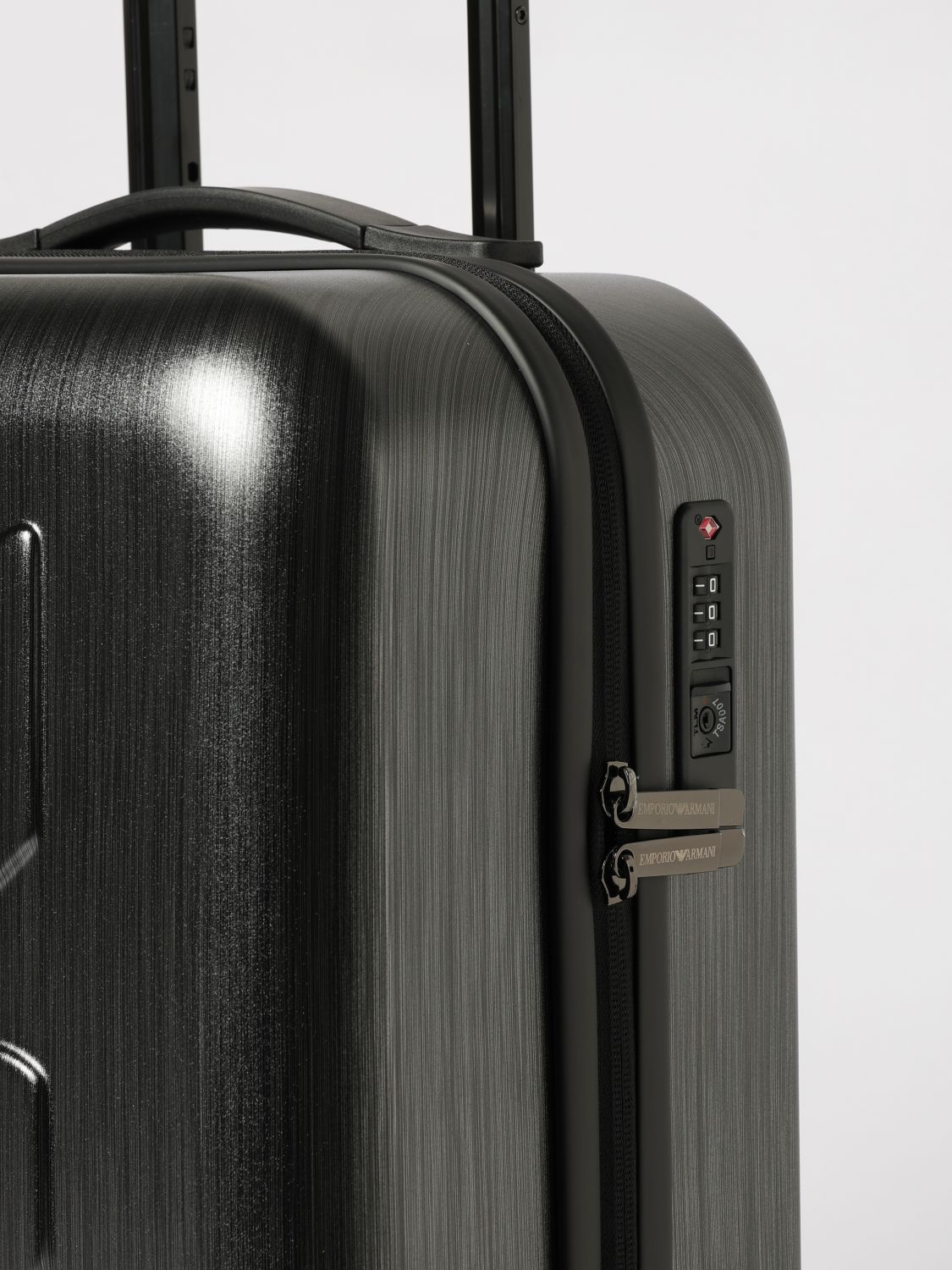 [Emporio Armani] Luggage bag SS26 EM001929AF15459 U8097