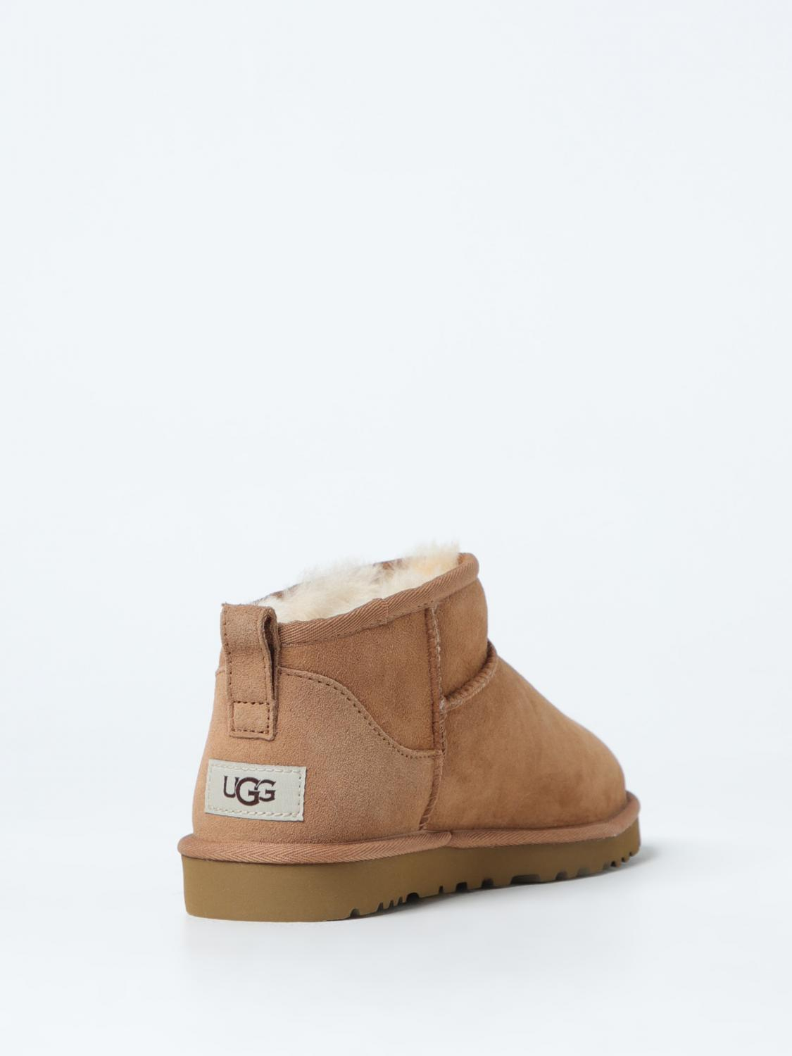 [UGG] Boots SS26 1137391 CHE