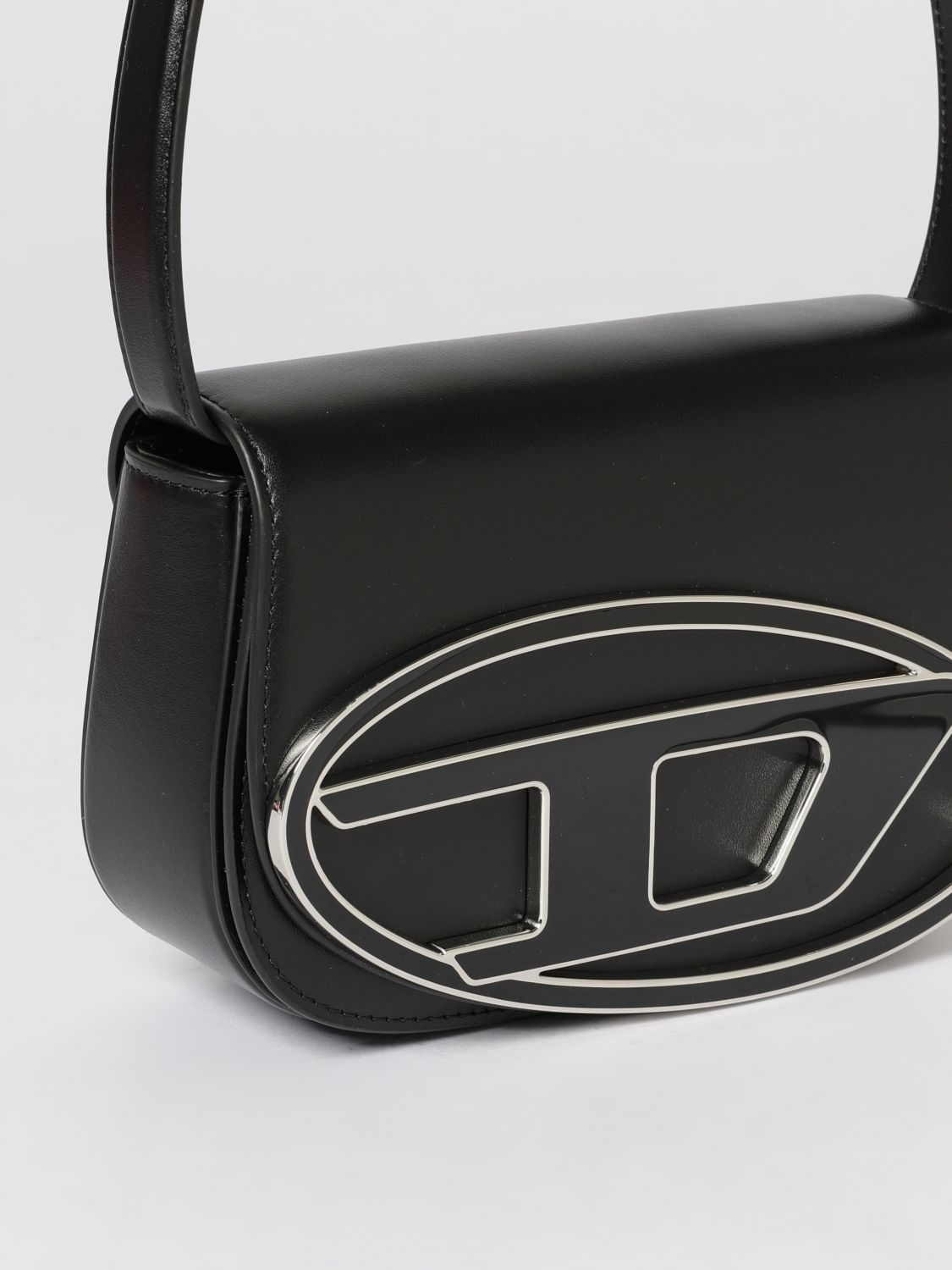 [Diesel] Shoulder bag FW26 X08396PR818 T8013