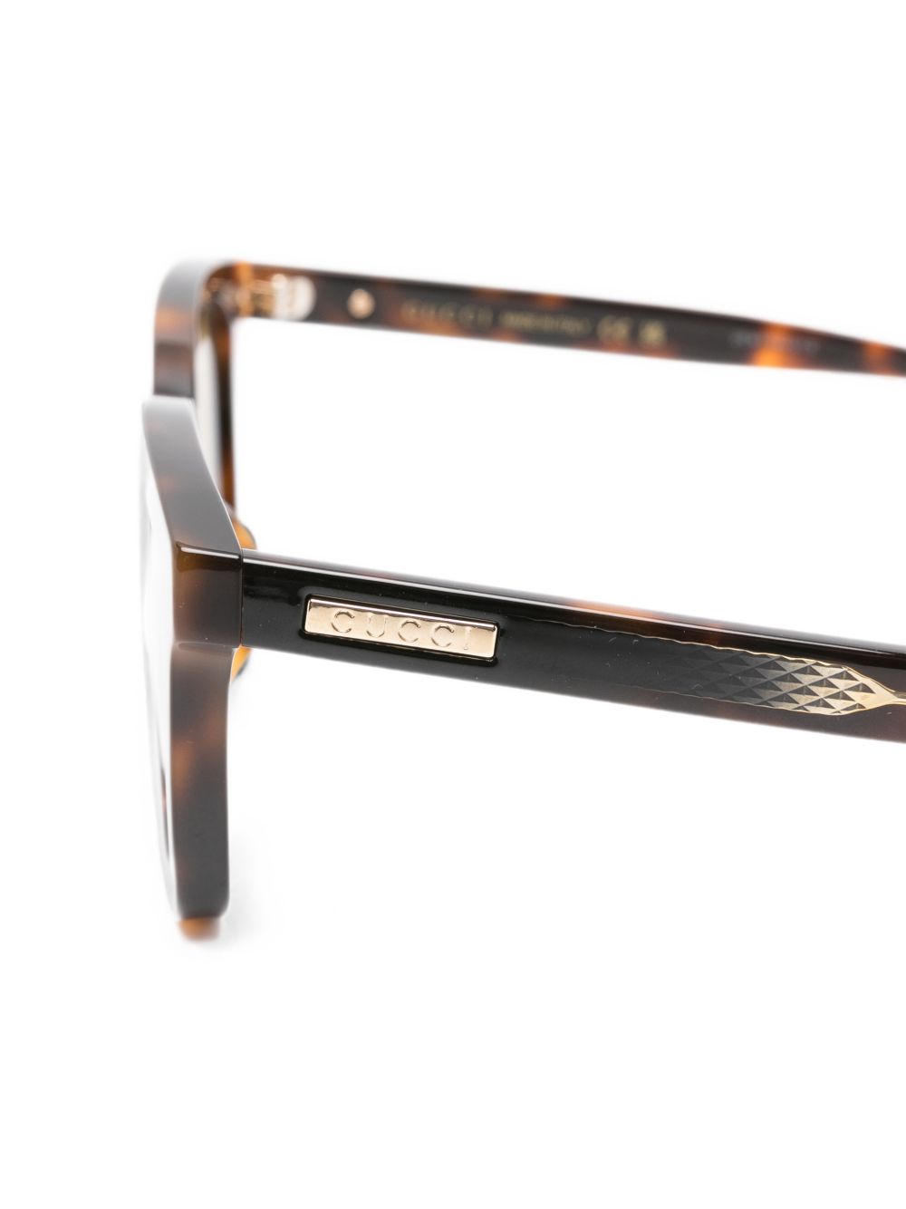 GUCCI A000P6 J07402330