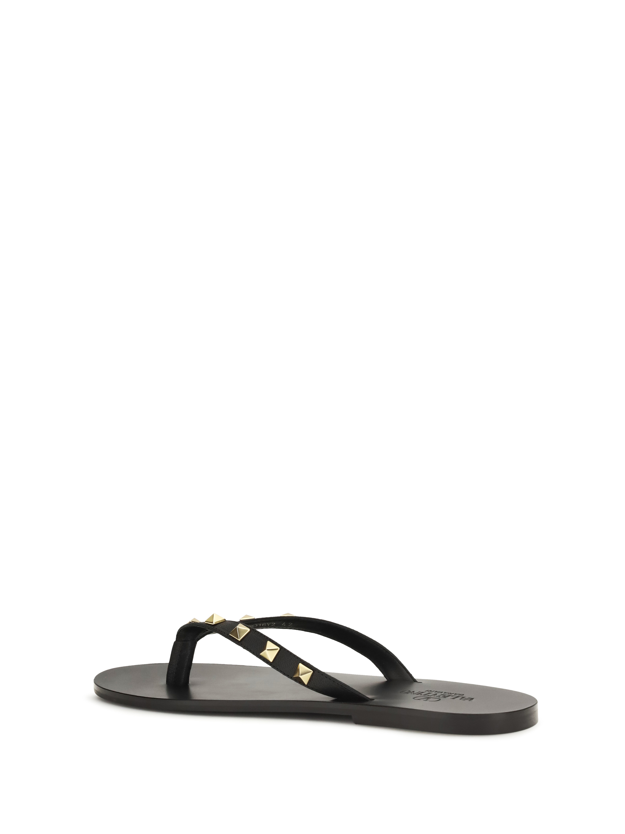 Rockstud thong Sandals