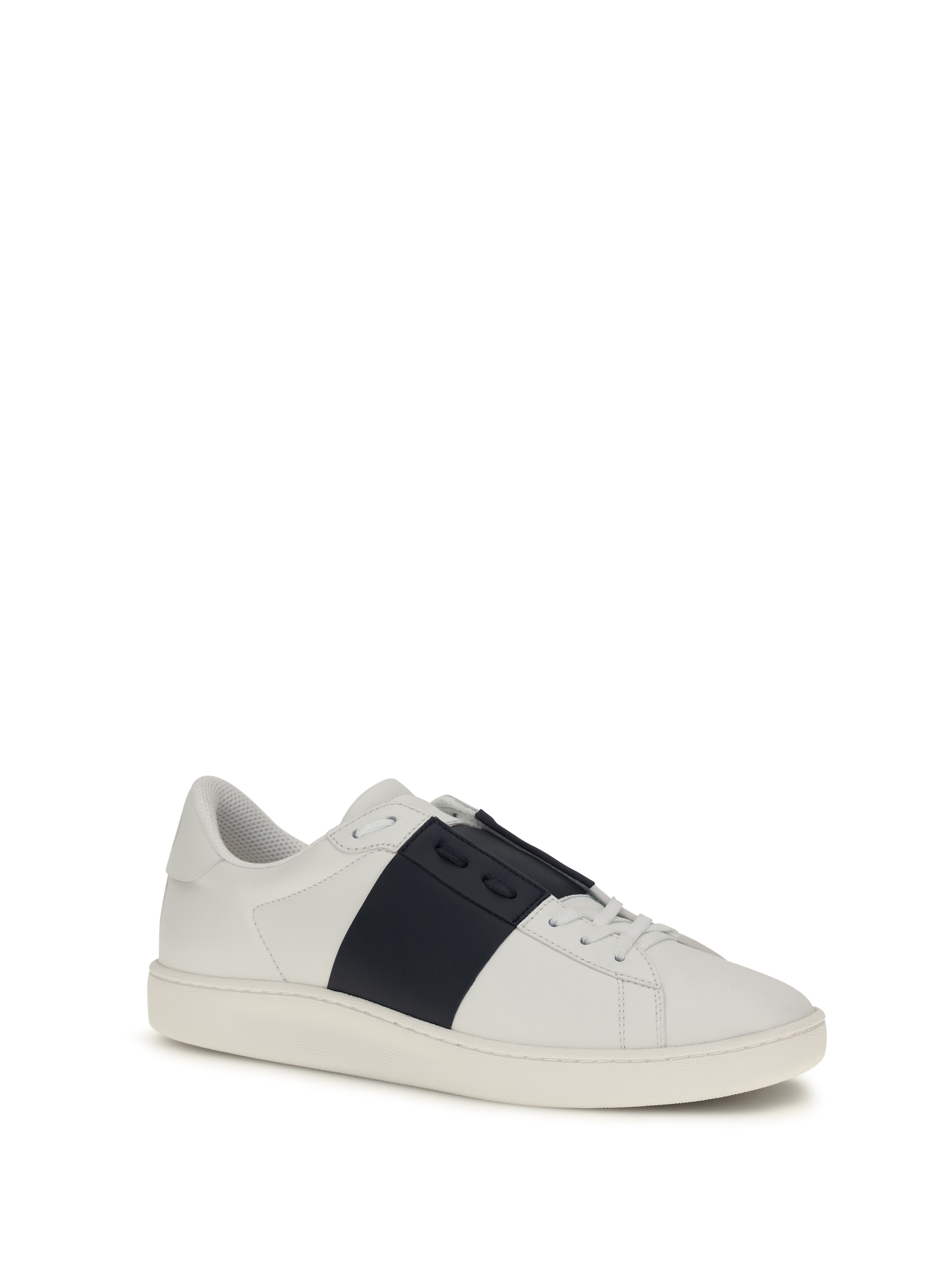 Open Sneakers