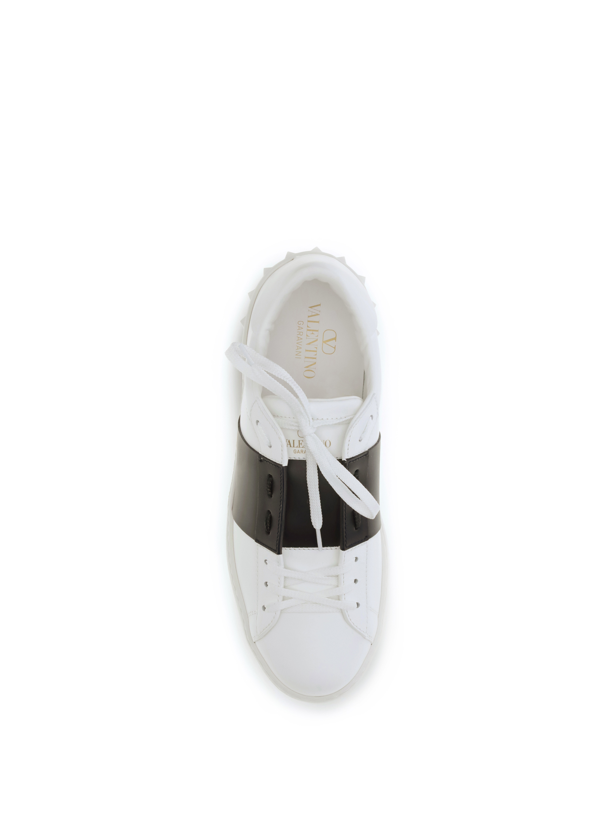 Open Sneakers