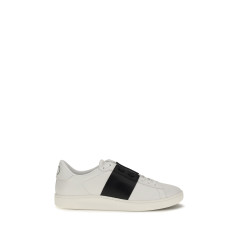 Open Sneakers
