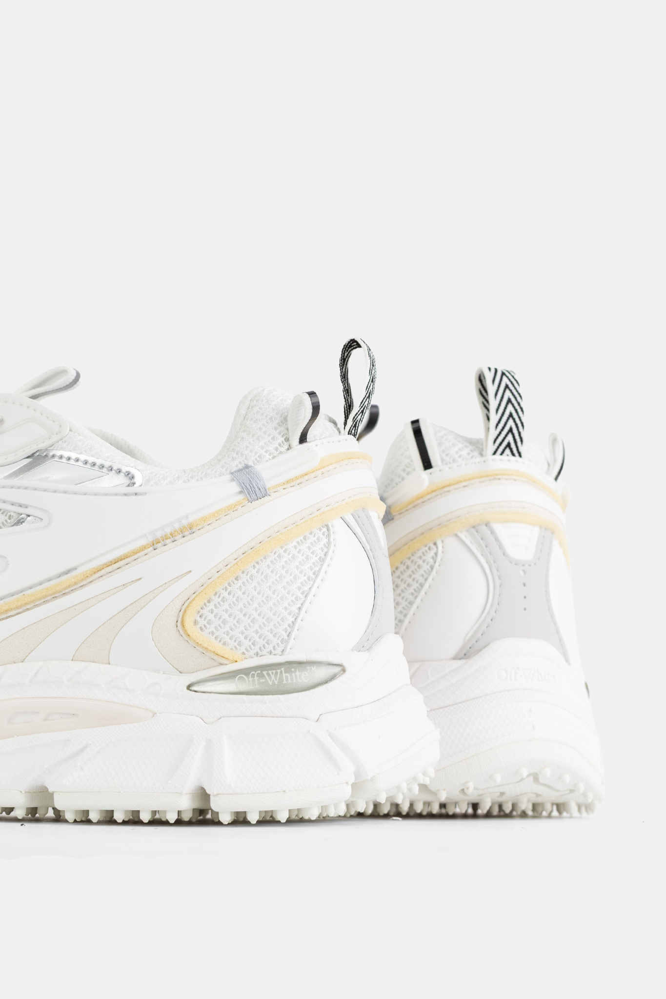 [Off-White] Sneakers FW26 M295C9F001