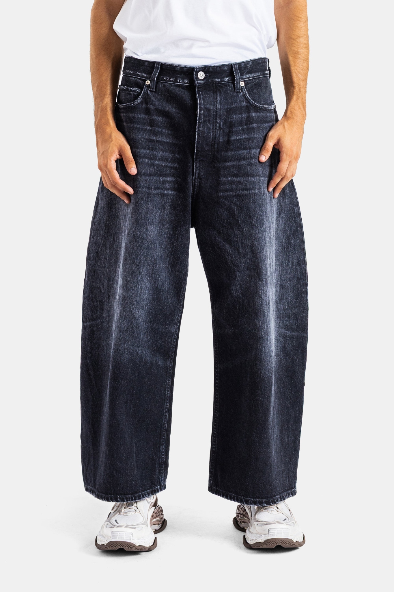 [Balenciaga] Jeans FW26 A001TU-TUW54