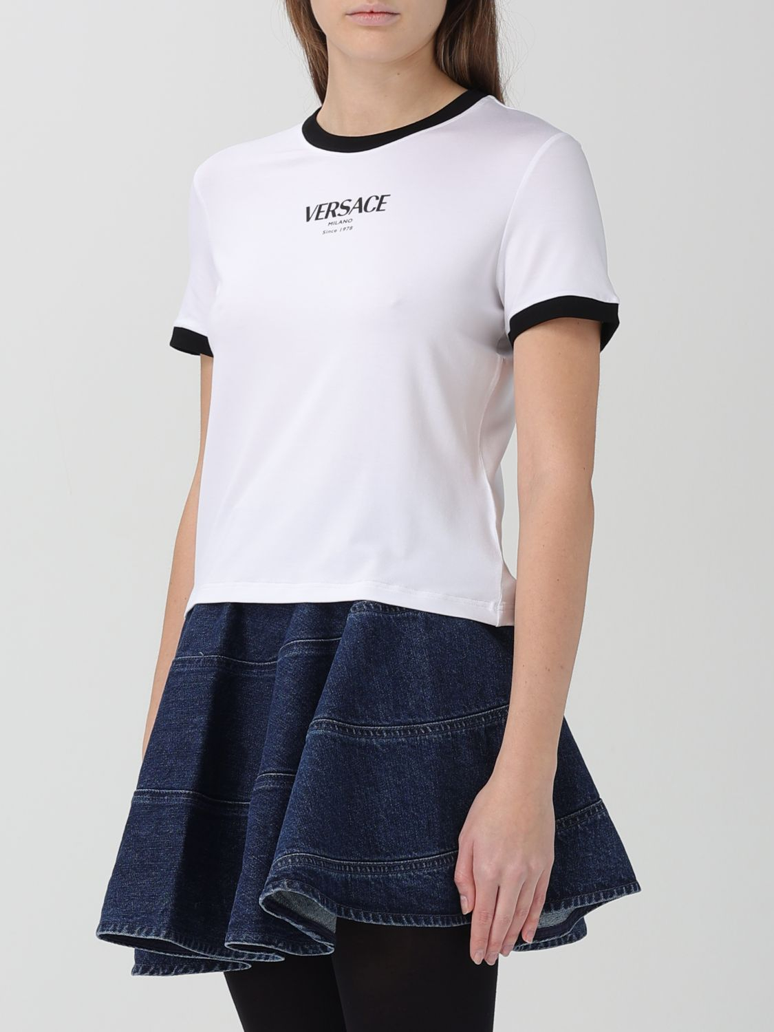 [Versace] T-shirts Short Sleeve SS26 10226561A16685 2W020
