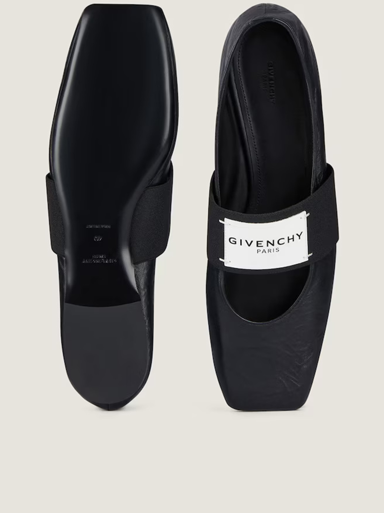 [Givenchy] Flat shoes FW26 BE5010E2FX