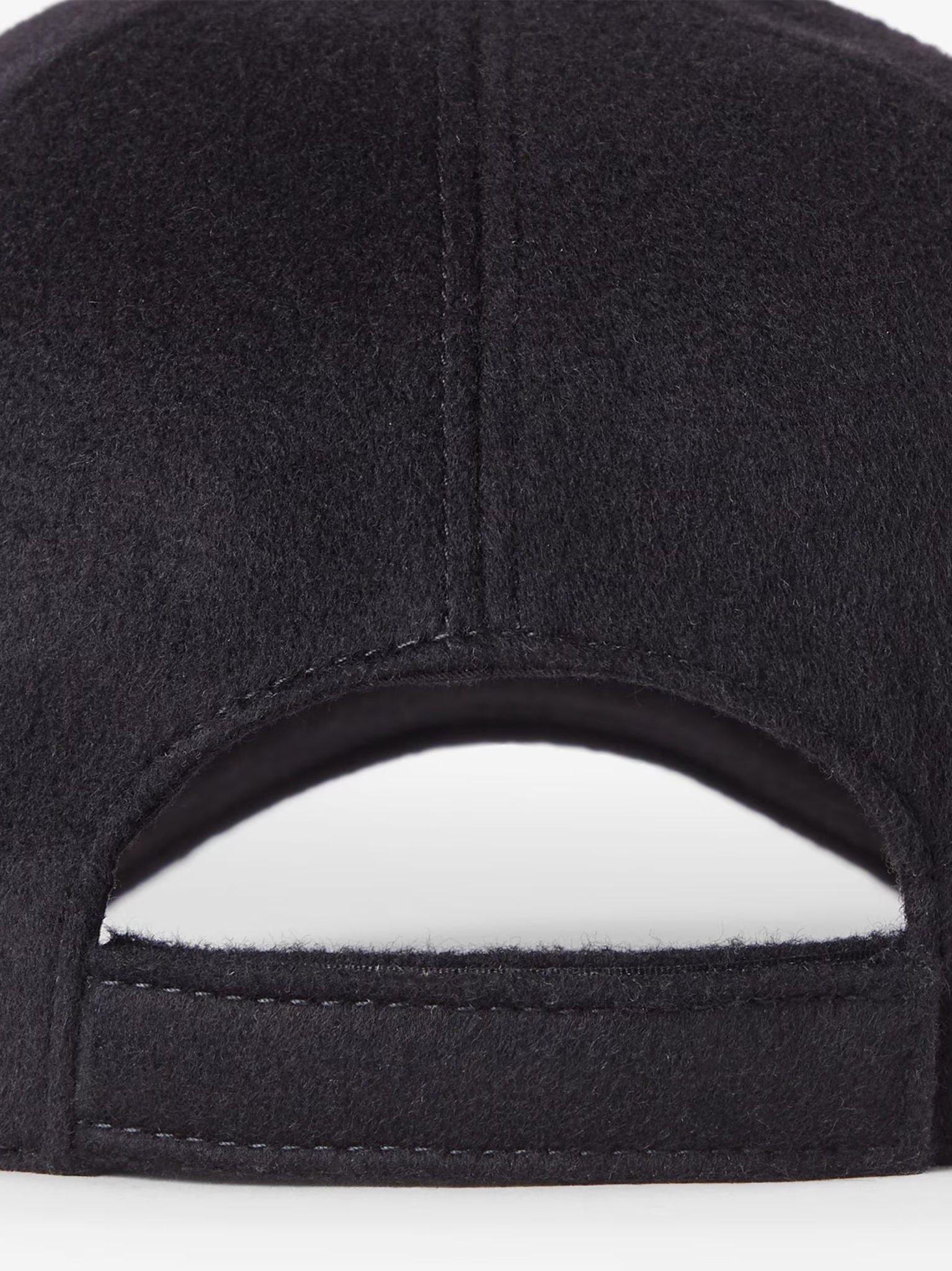 [Fendi] Cap FW26 FXQ768 AYK2