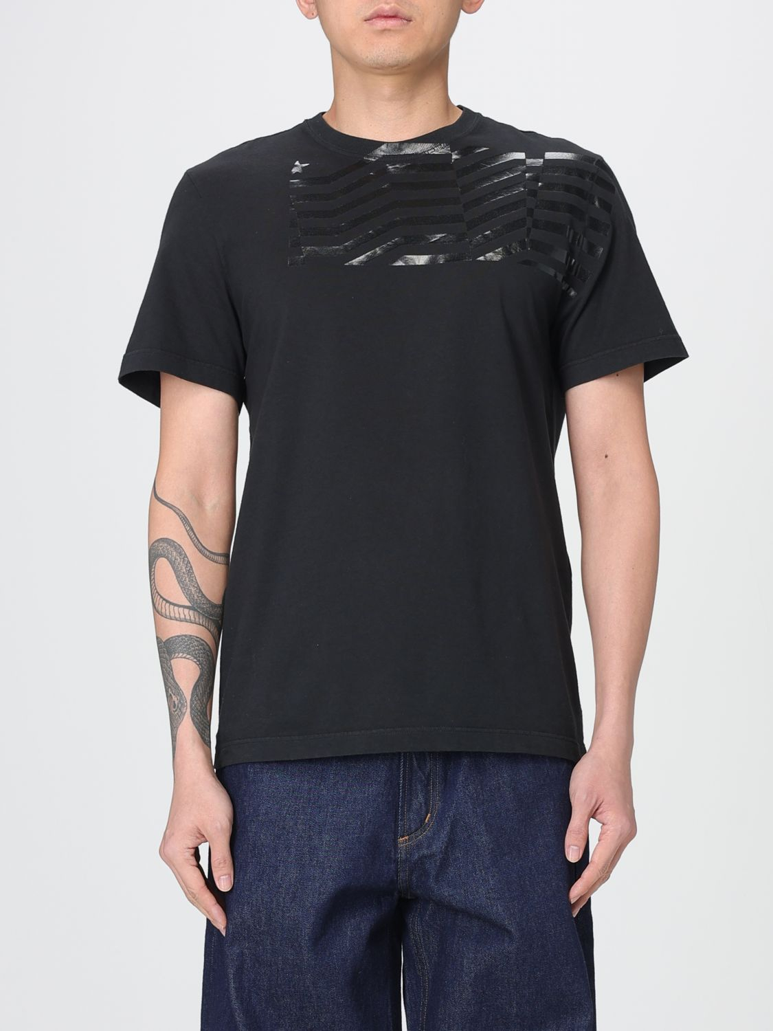 [Golden Goose] T-shirts SS26 GUP01220P002370 90100