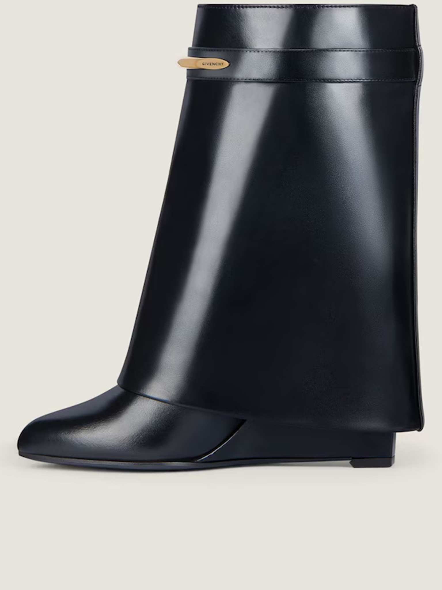 [Givenchy] Boots FW26 BE605LE1J7