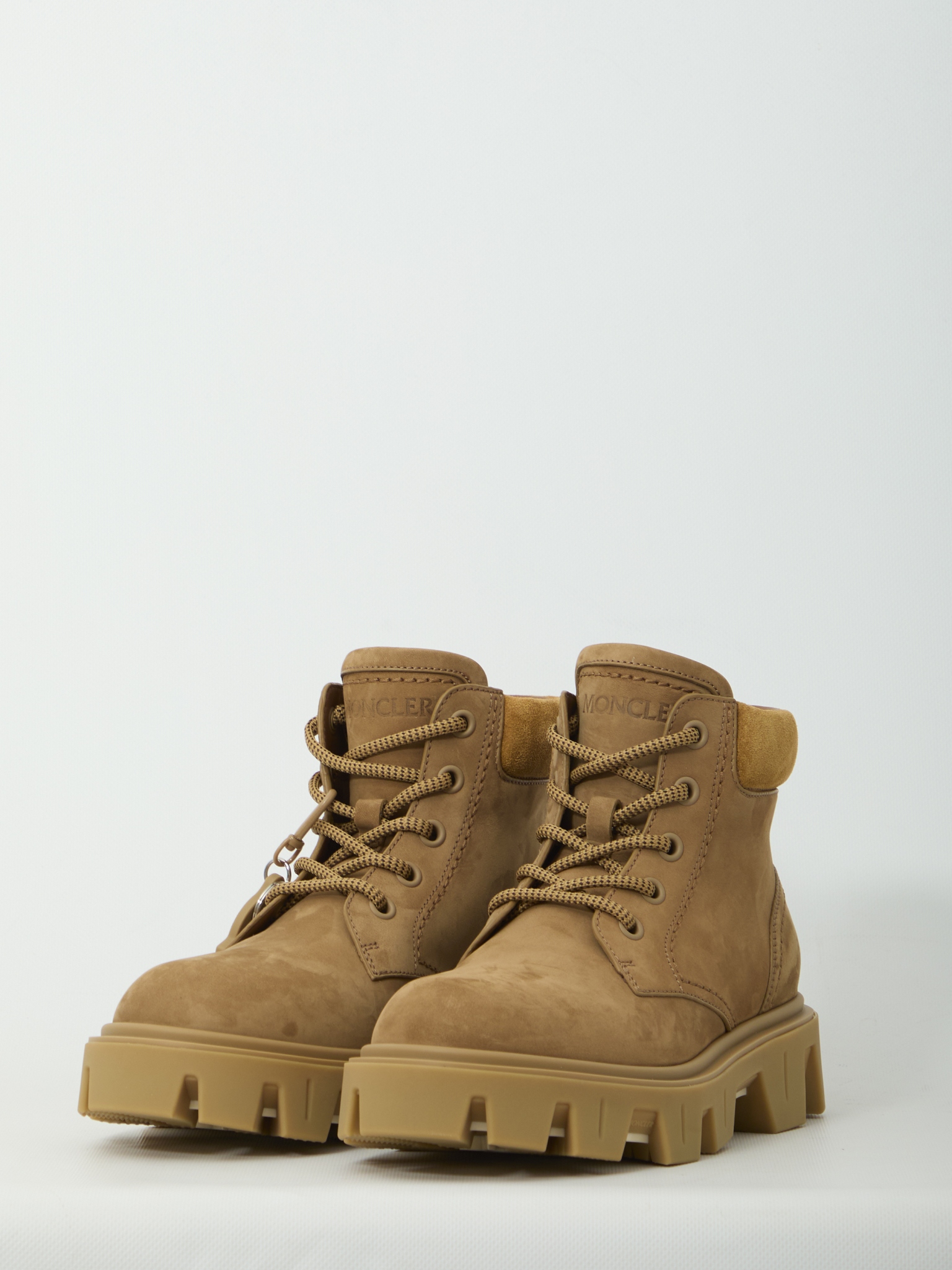 [Moncler] Boots FW26 L209A4F00070_M6882_235