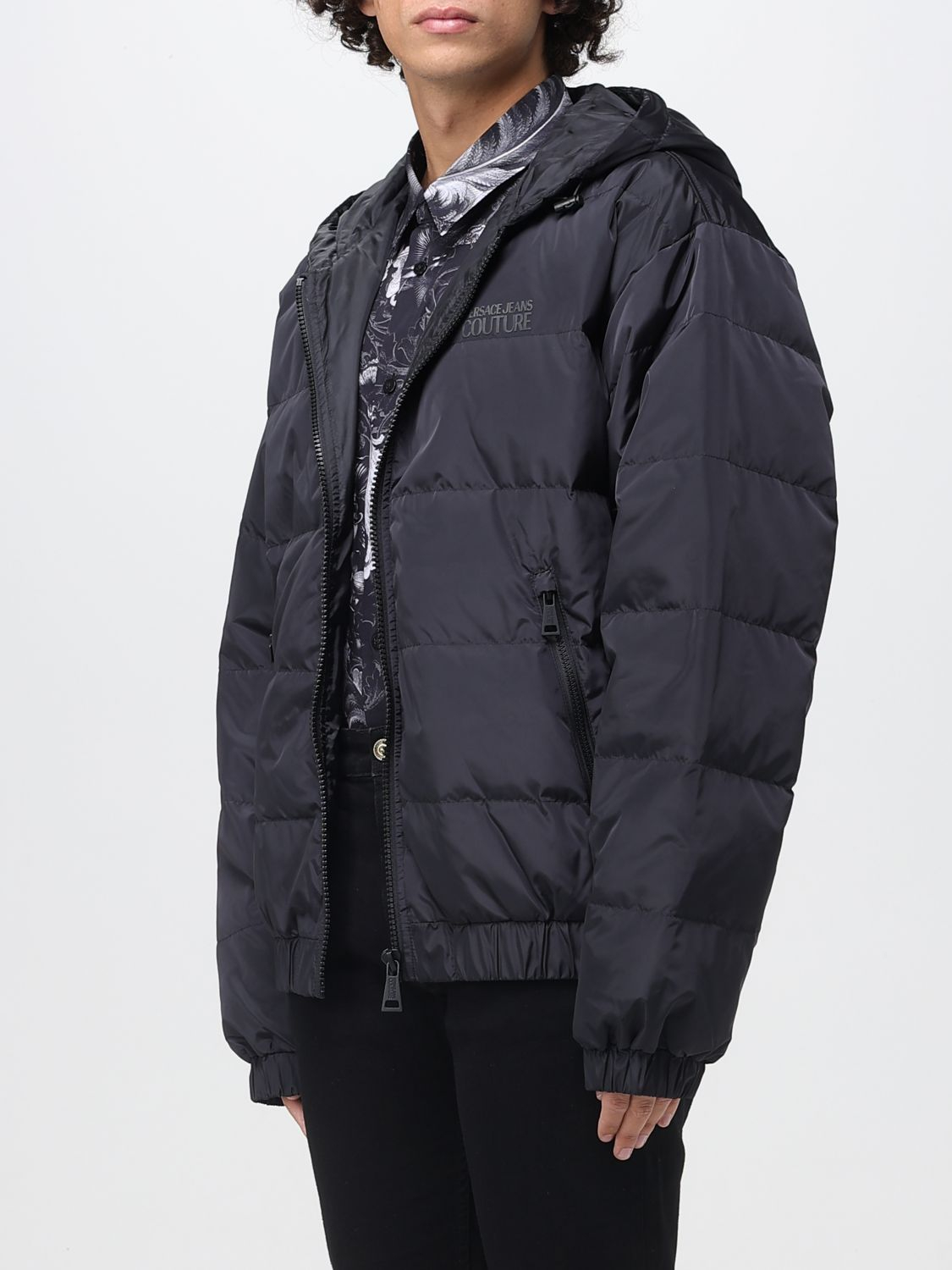 [VERSACE JEANS COUTURE] Down Jacket FW25 79GAUD17CQ22D 899