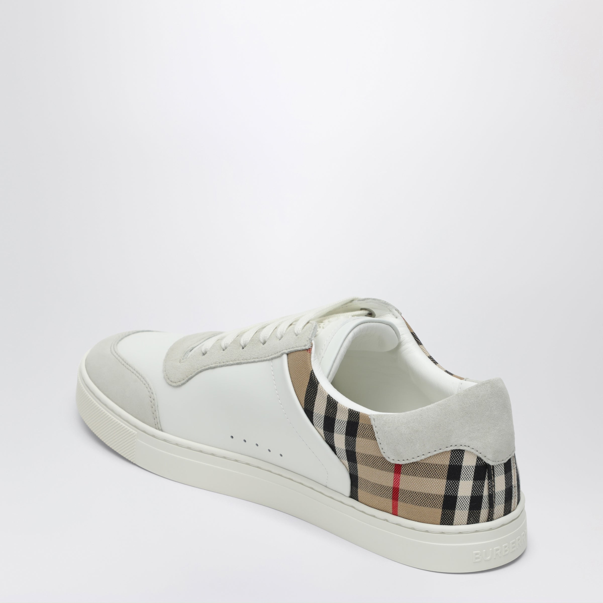 [Burberry] Sneakers FW26 8069089129831