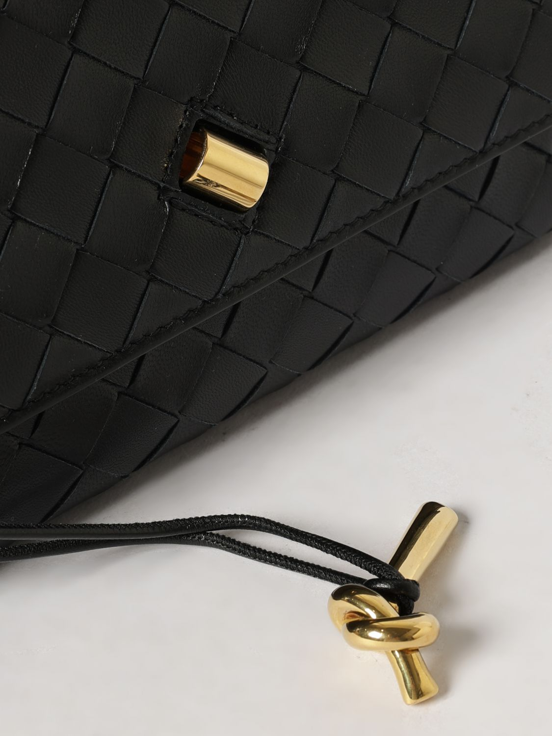 [Bottega Veneta] Minibag FW26 836940VCPP2 1019