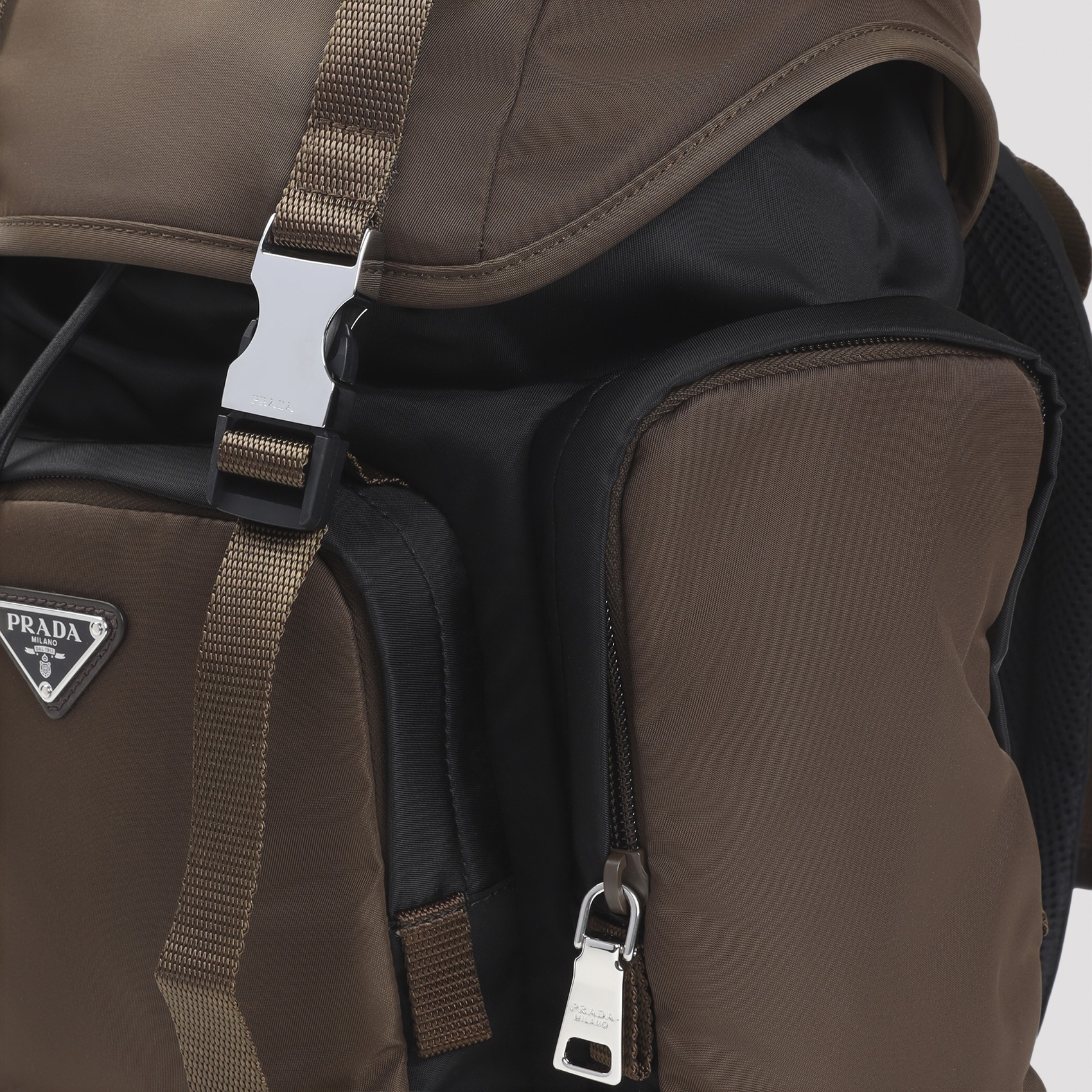 [Prada] Bag FW26 2VZ121VDOM.2DMG