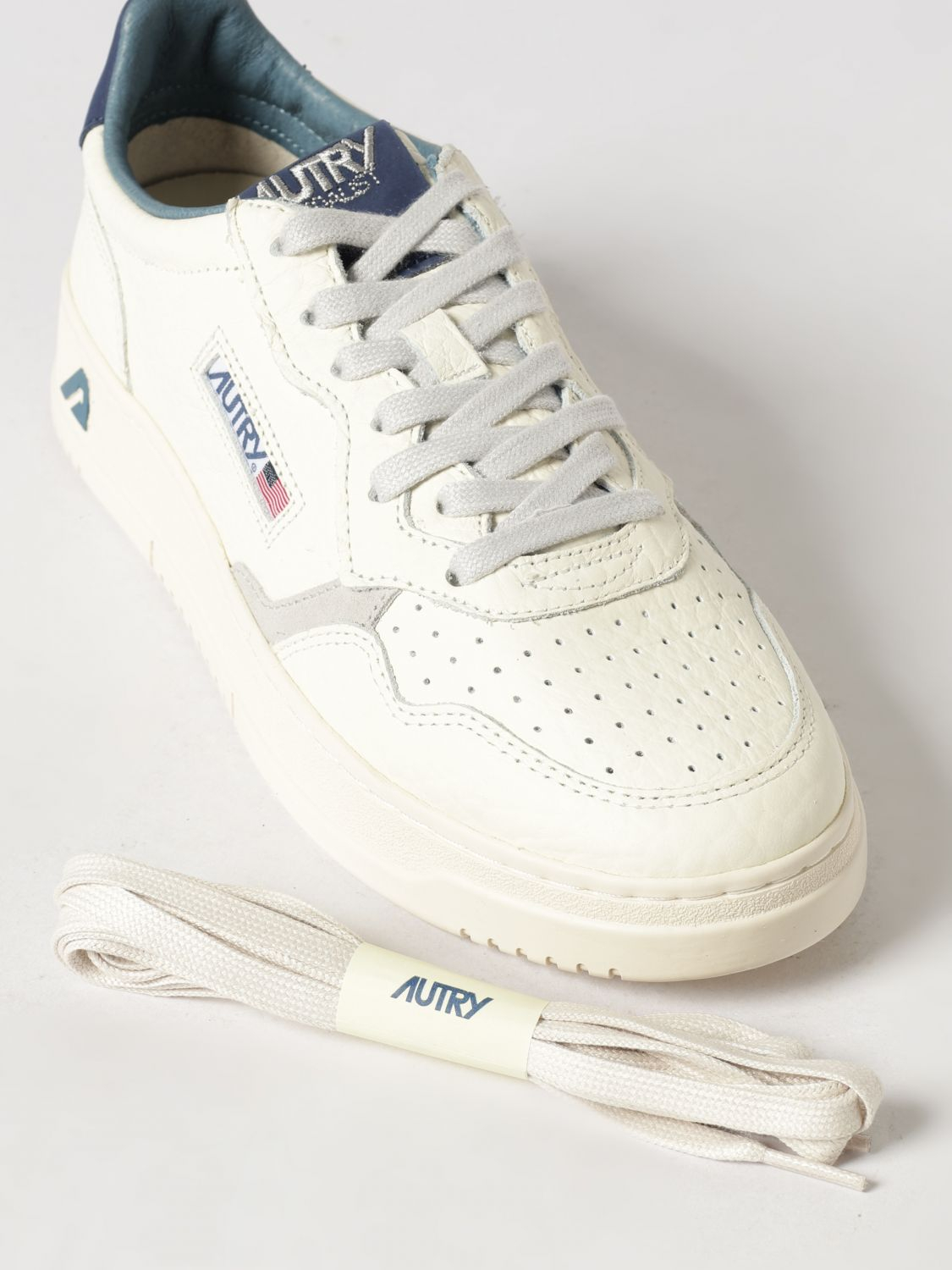 [AUTRY] Sneakers FW26 AULM NE20