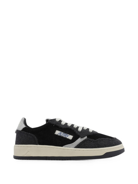 [AUTRY] Sneakers FW26 AULMV102