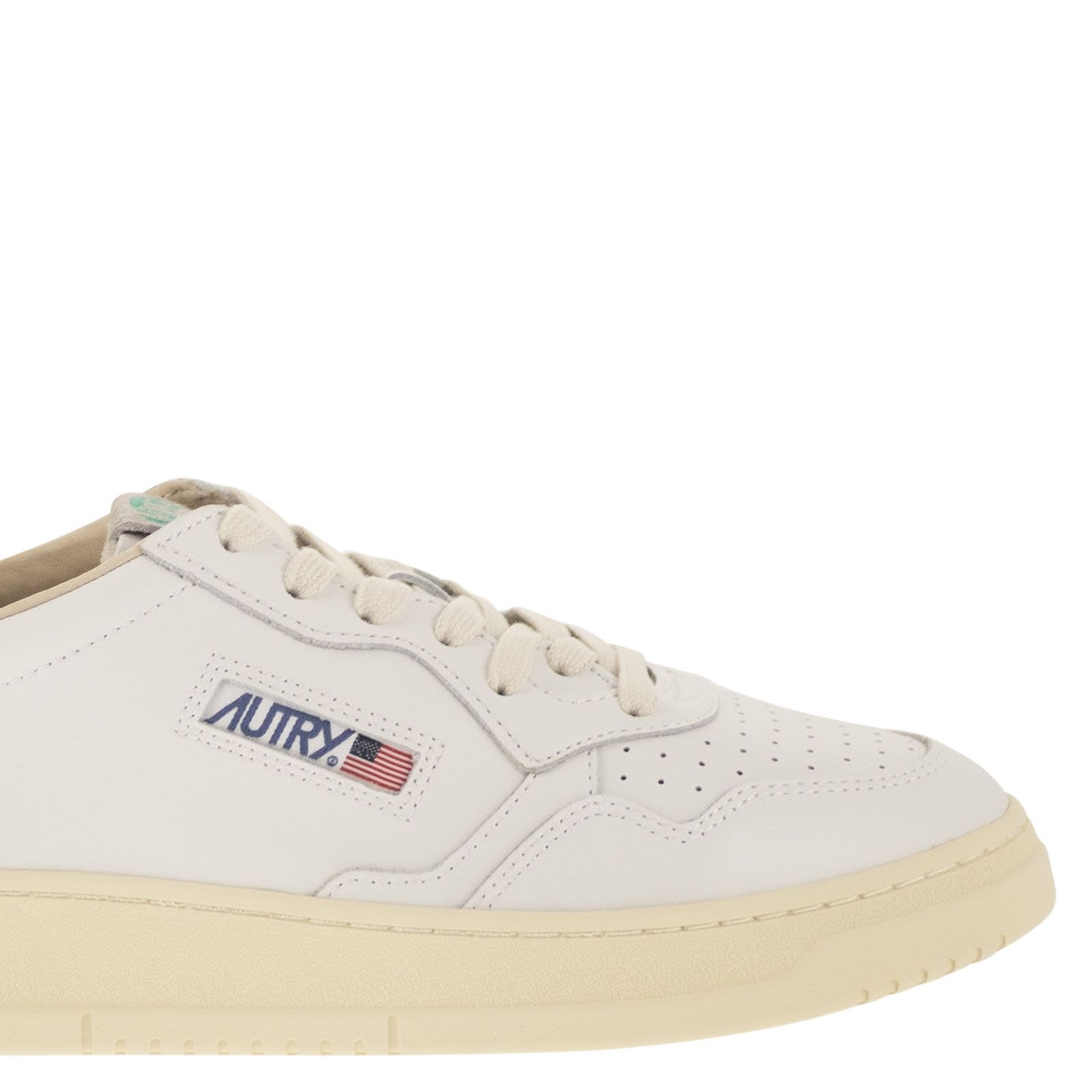 [AUTRY] Sneakers FW26 AULMHJ01
