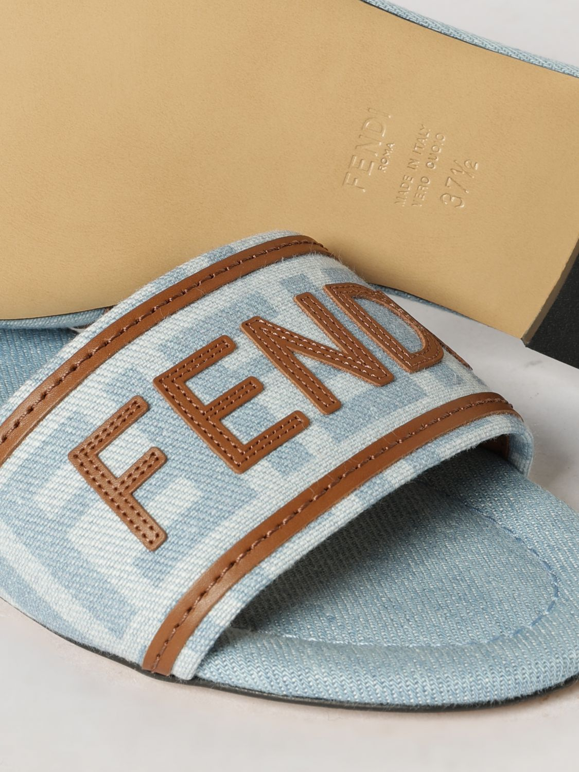 [Fendi] Sandals FW26 8R8092AY2Z F1XIA