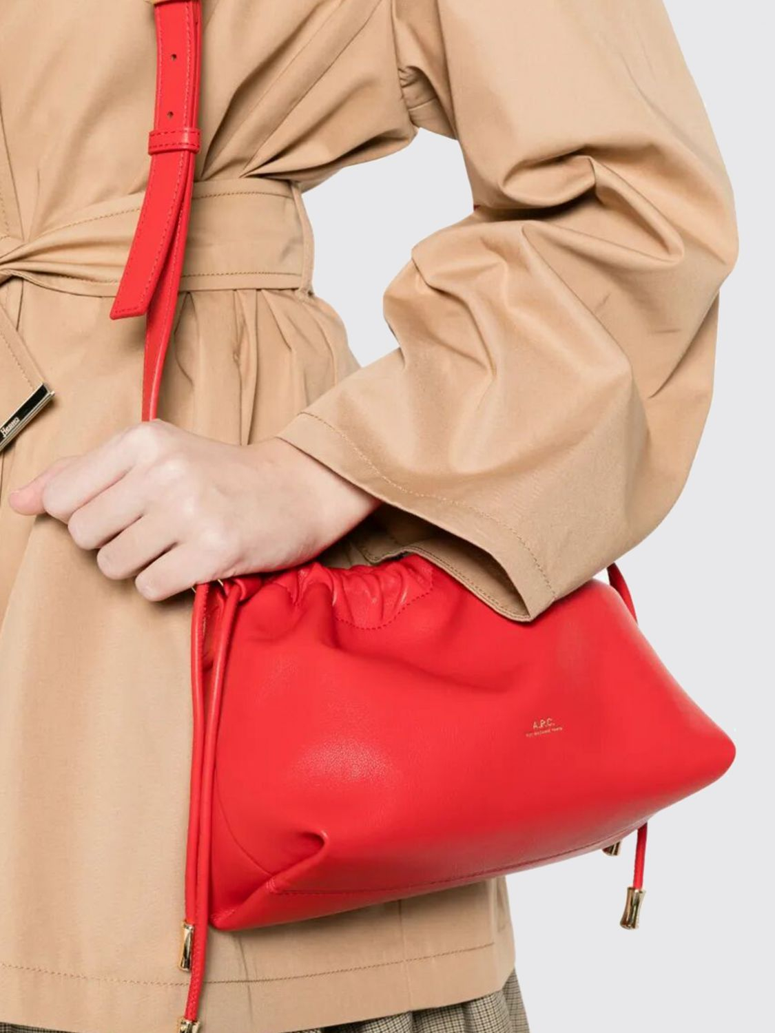 [A.P.C.] Minibag SS26 PUAATF61582 GAA