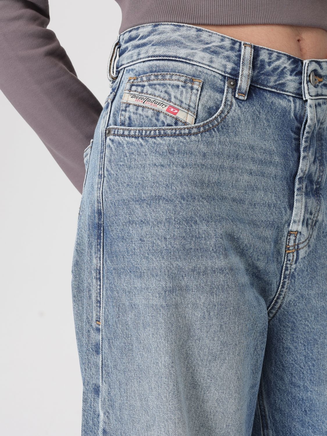 [Diesel] Jeans SS26 A0692509I29 01