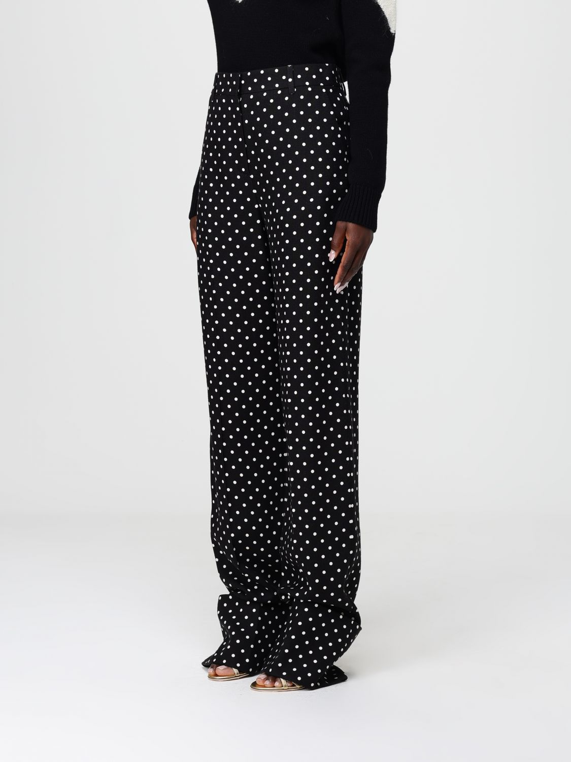 [Valentino] Trousers FW25 6B0RB6F098S TB1