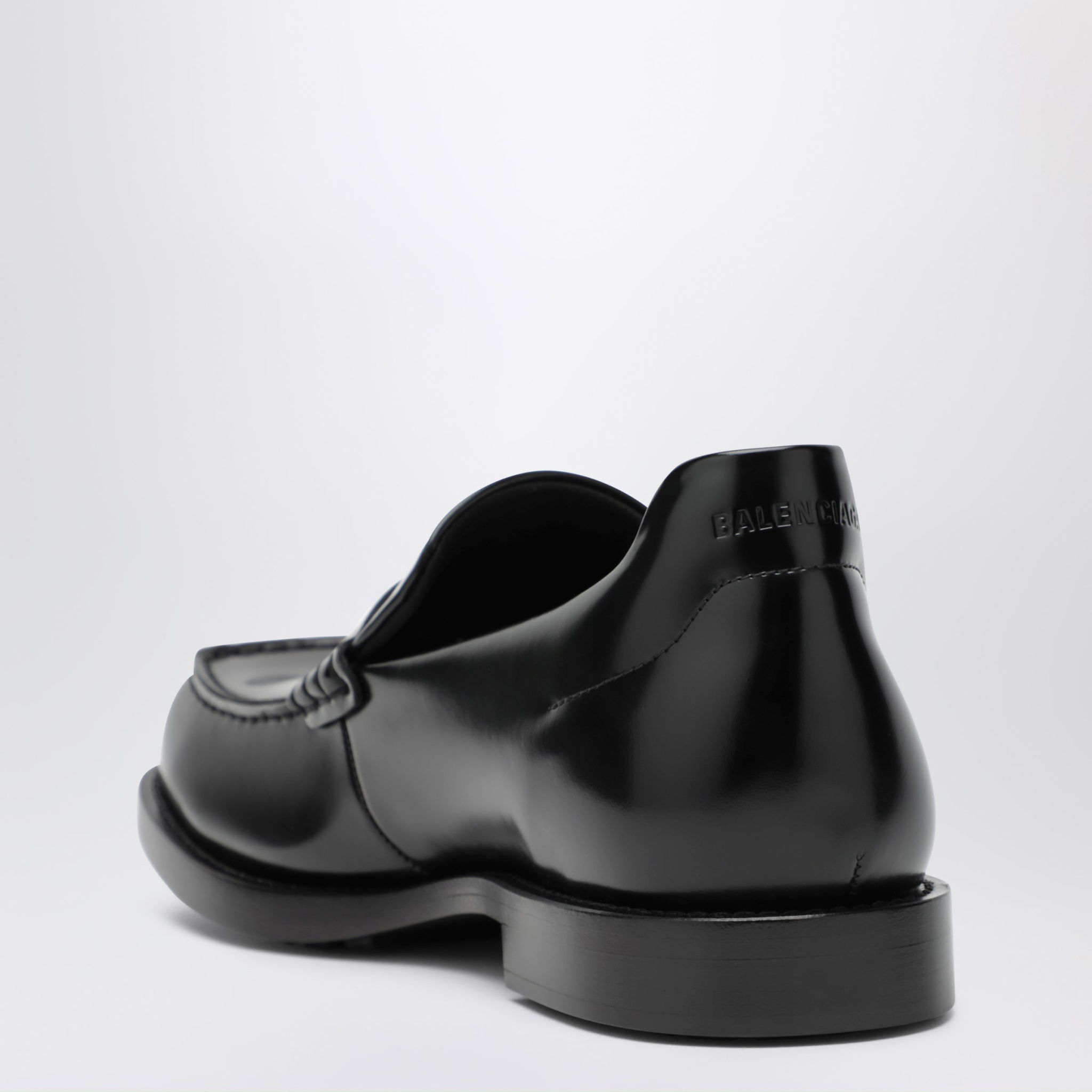 [Balenciaga] Loafer FW26 876324WBEC1