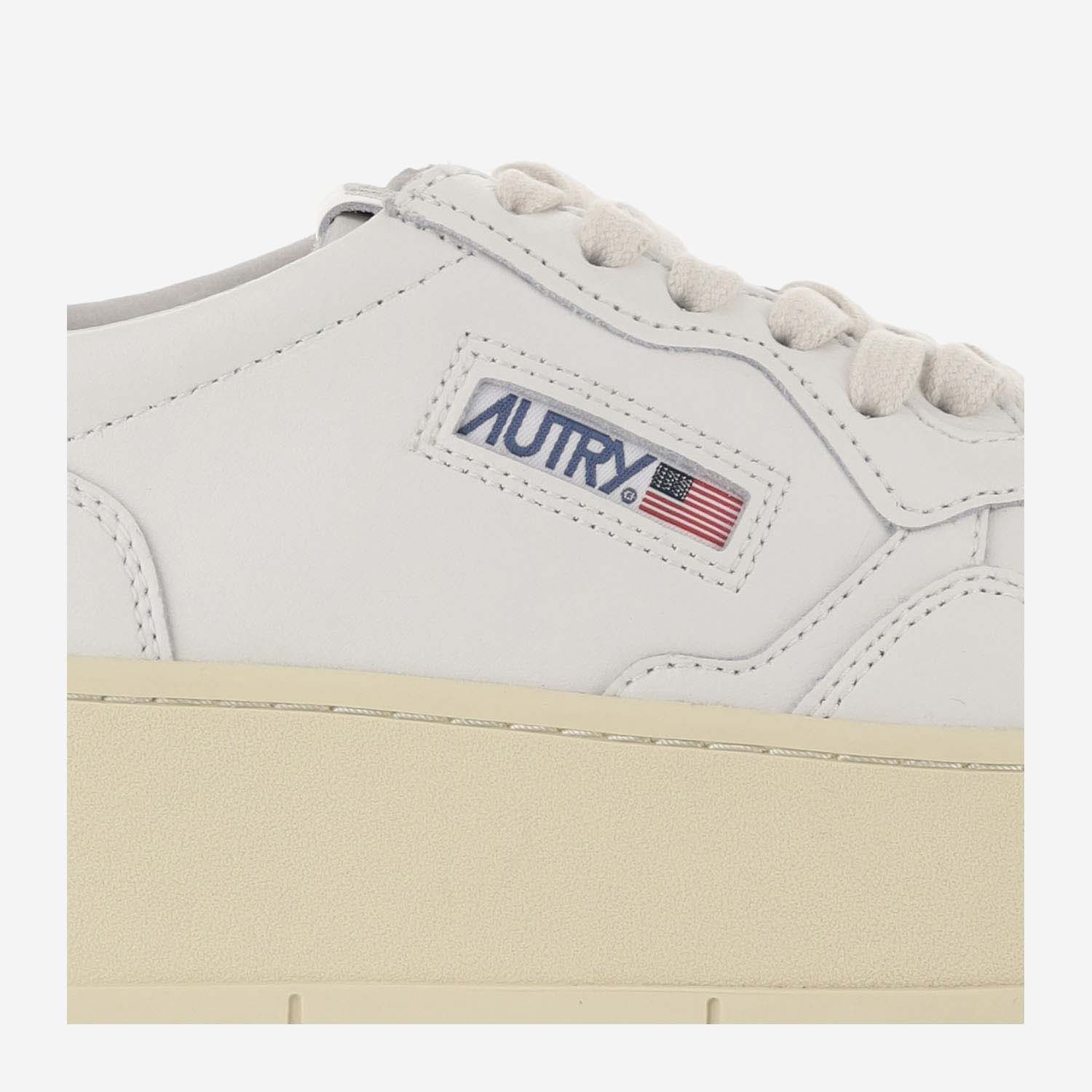 [AUTRY] Sneakers FW26 PTLWLL15LEATWHT