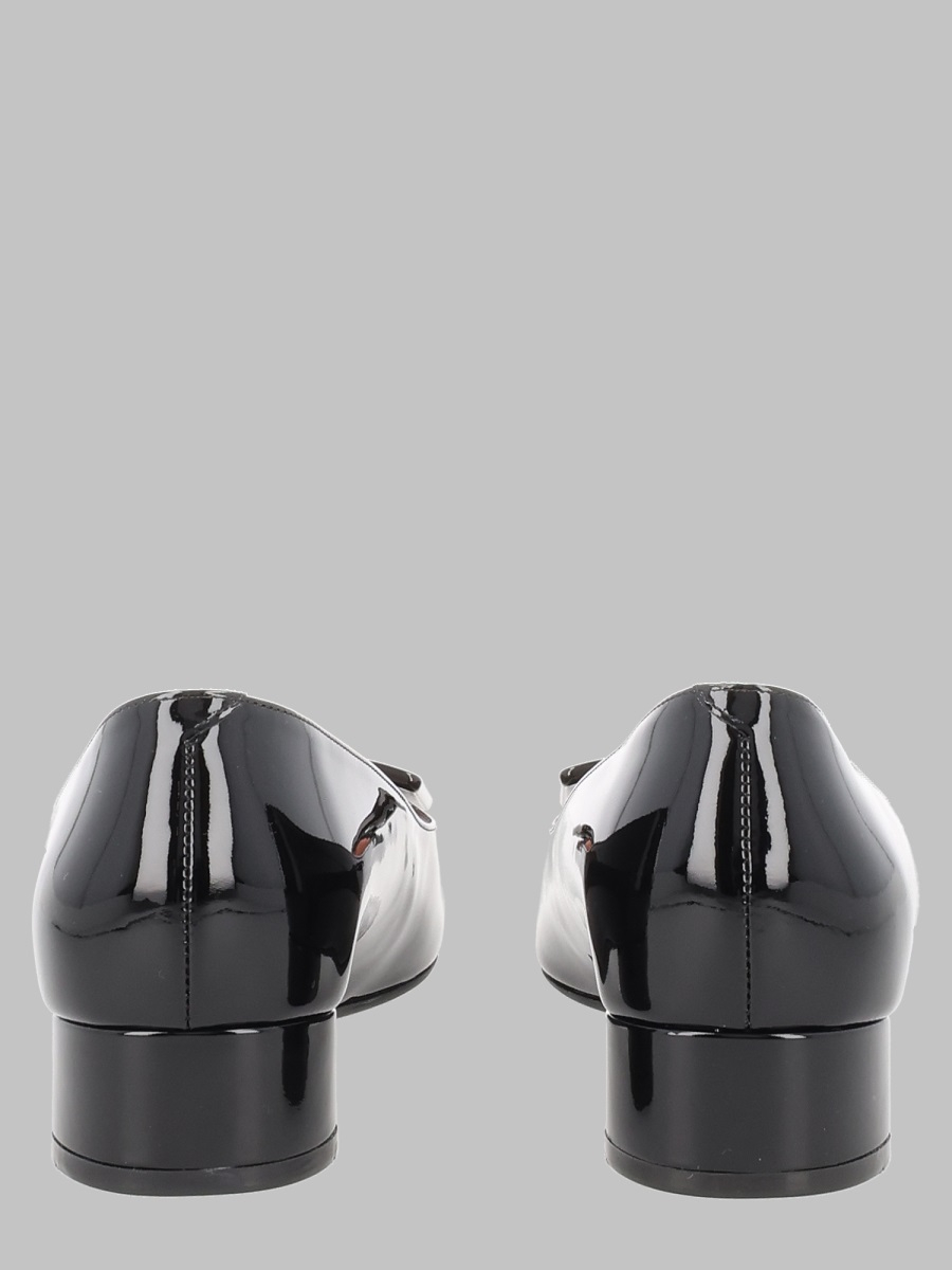 [Roger Vivier] Flat shoes FW26 RVW76741290D1P_B999