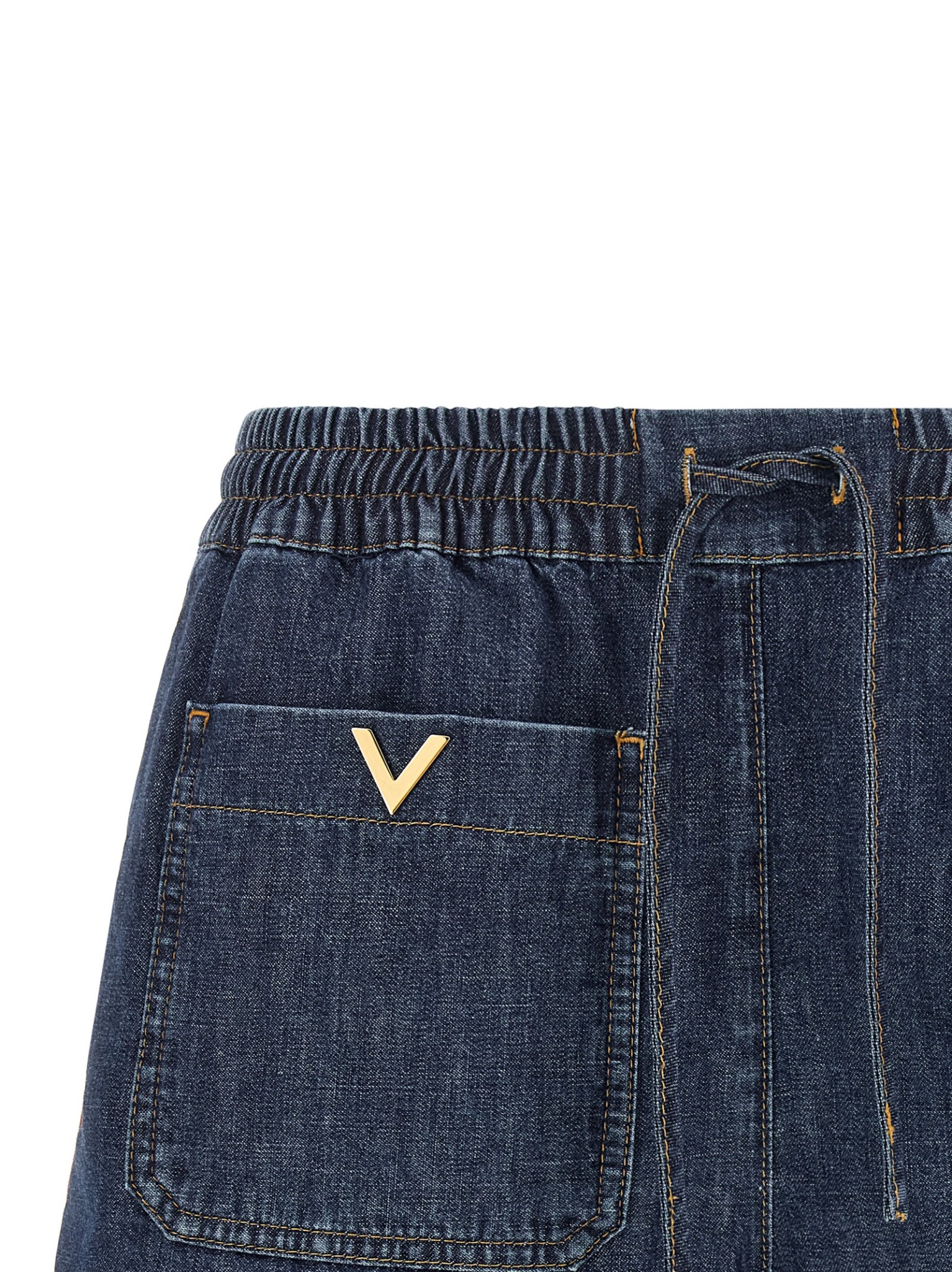 [Valentino Garavani] Shorts FW26 B3DD22A9YA528