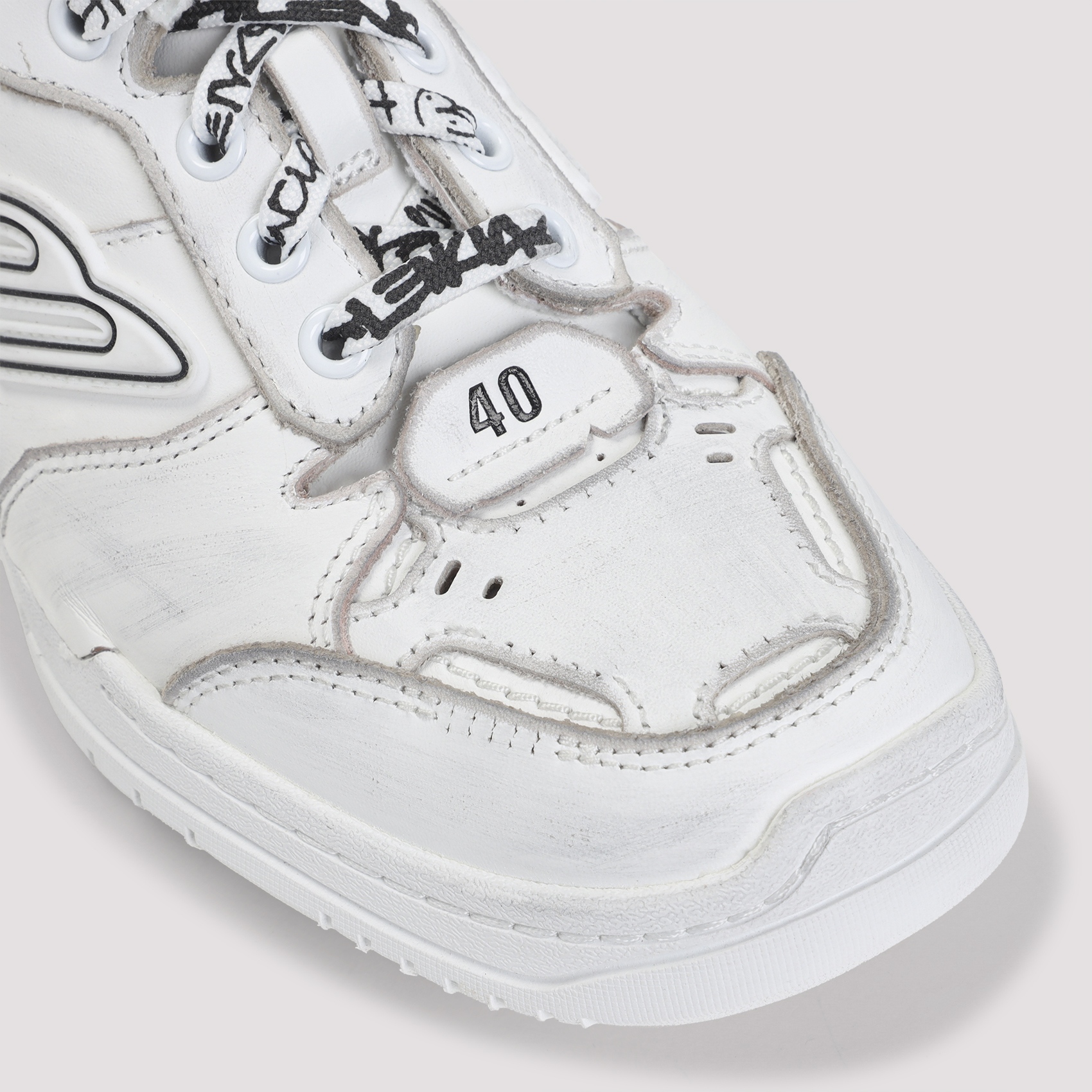 [Balenciaga] Sneakers FW26 841763.WCURS