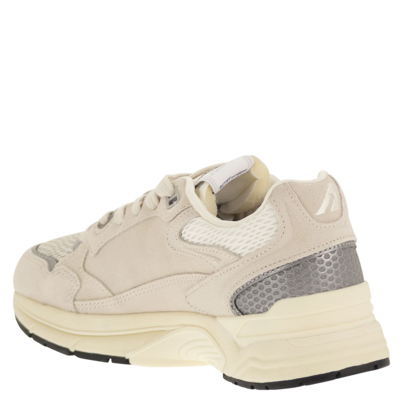 [AUTRY] Sneakers SS26 HYLWUM19