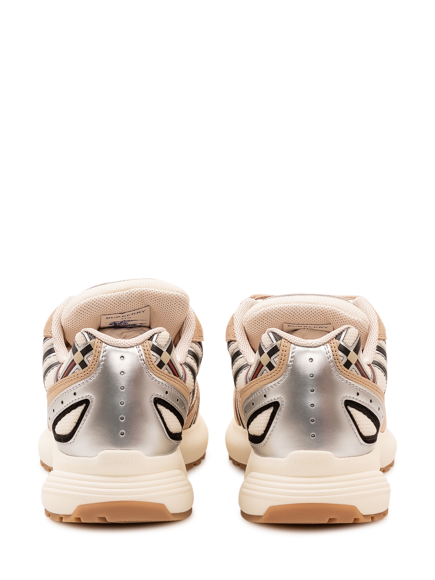 [Burberry] Sneakers FW26 8127713 B8626