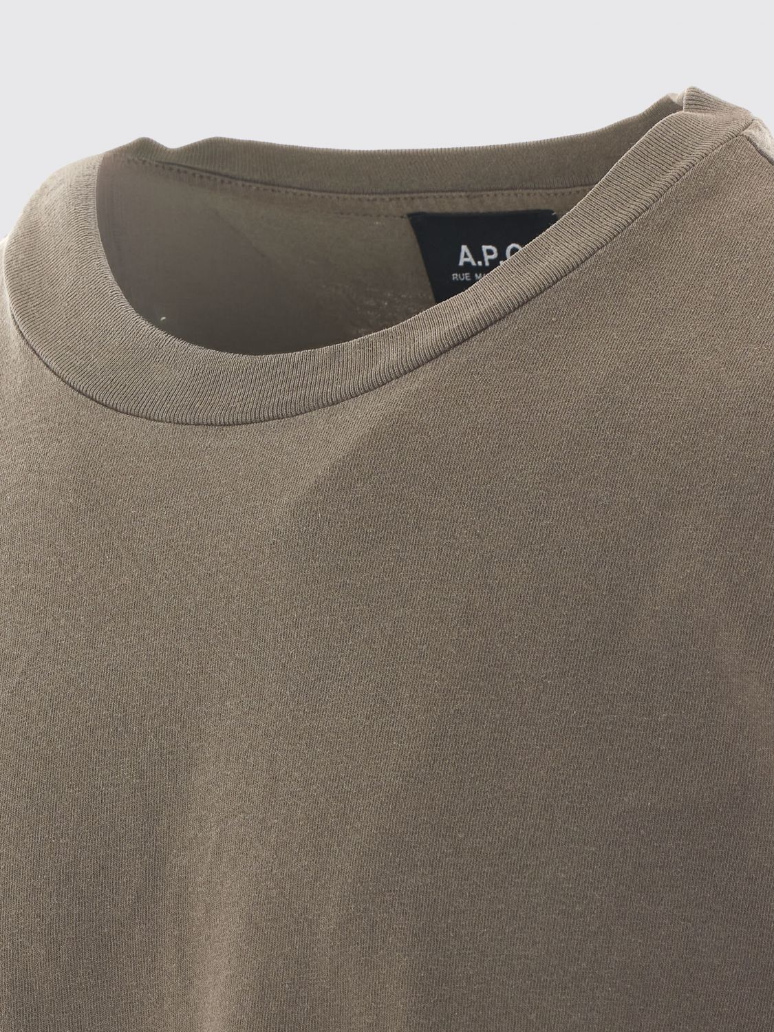 [A.P.C.] T-shirts Short Sleeve FW26 COHBSM26470 LAC