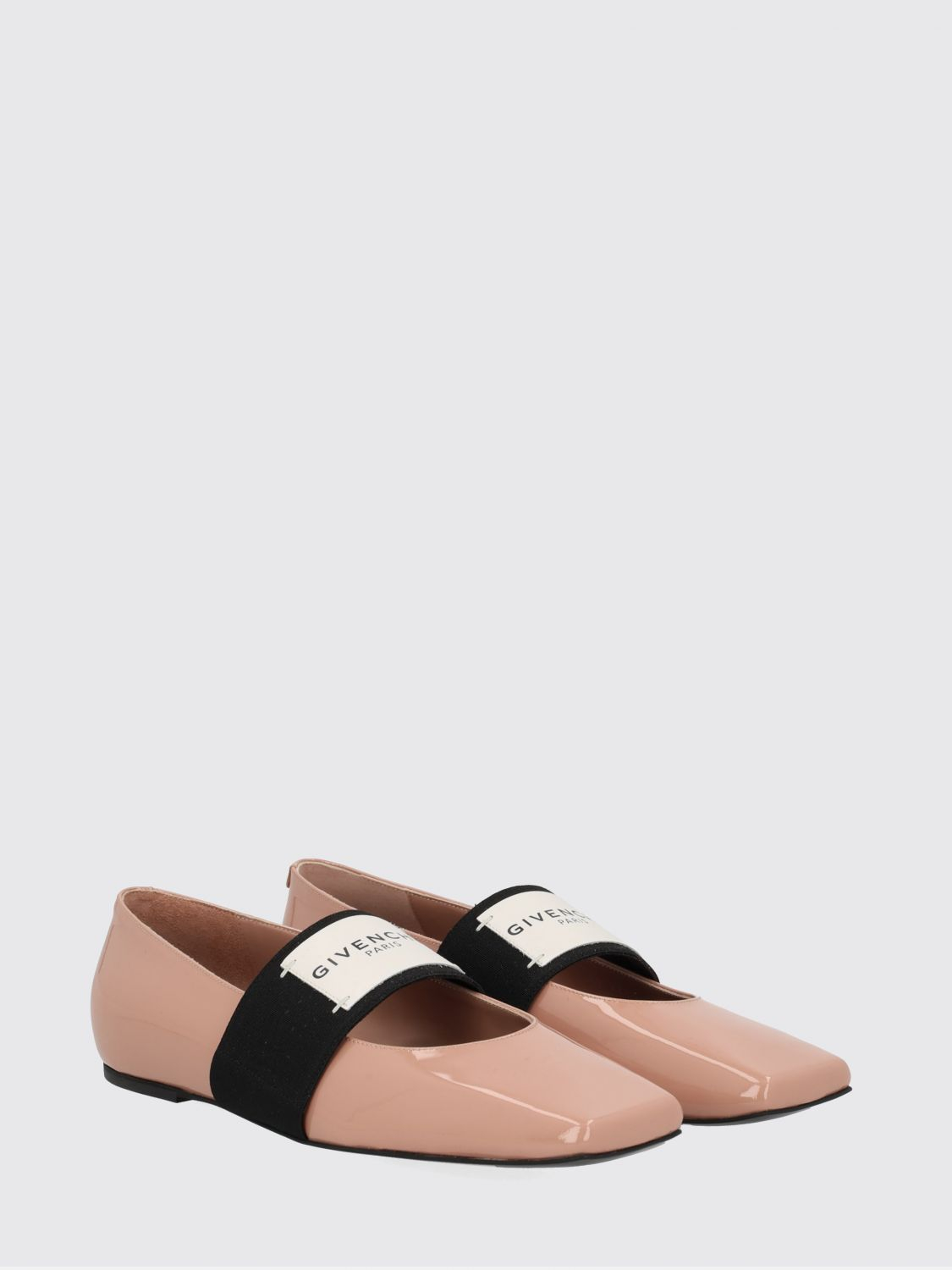 [Givenchy] Flat shoes FW26 BE5010E2FF 272