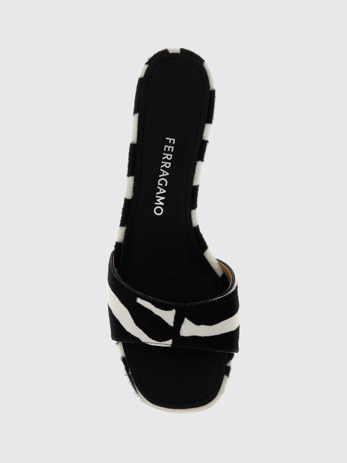 [Ferragamo] Sandals SS26 01L392 790839 KASBIANER