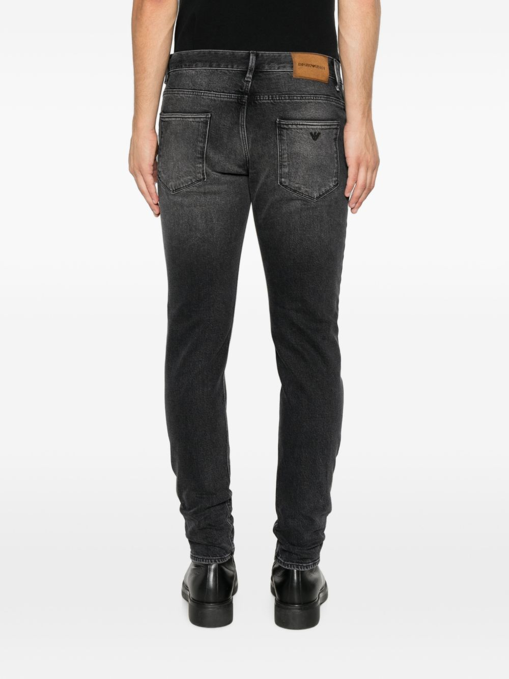 [Emporio Armani] Jeans FW26 EM000121AF29286M8001