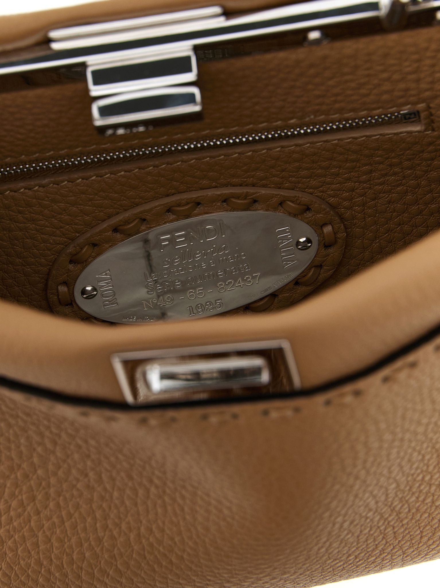 [Fendi] Tote bag FW26 8BN244AYB3F1X85