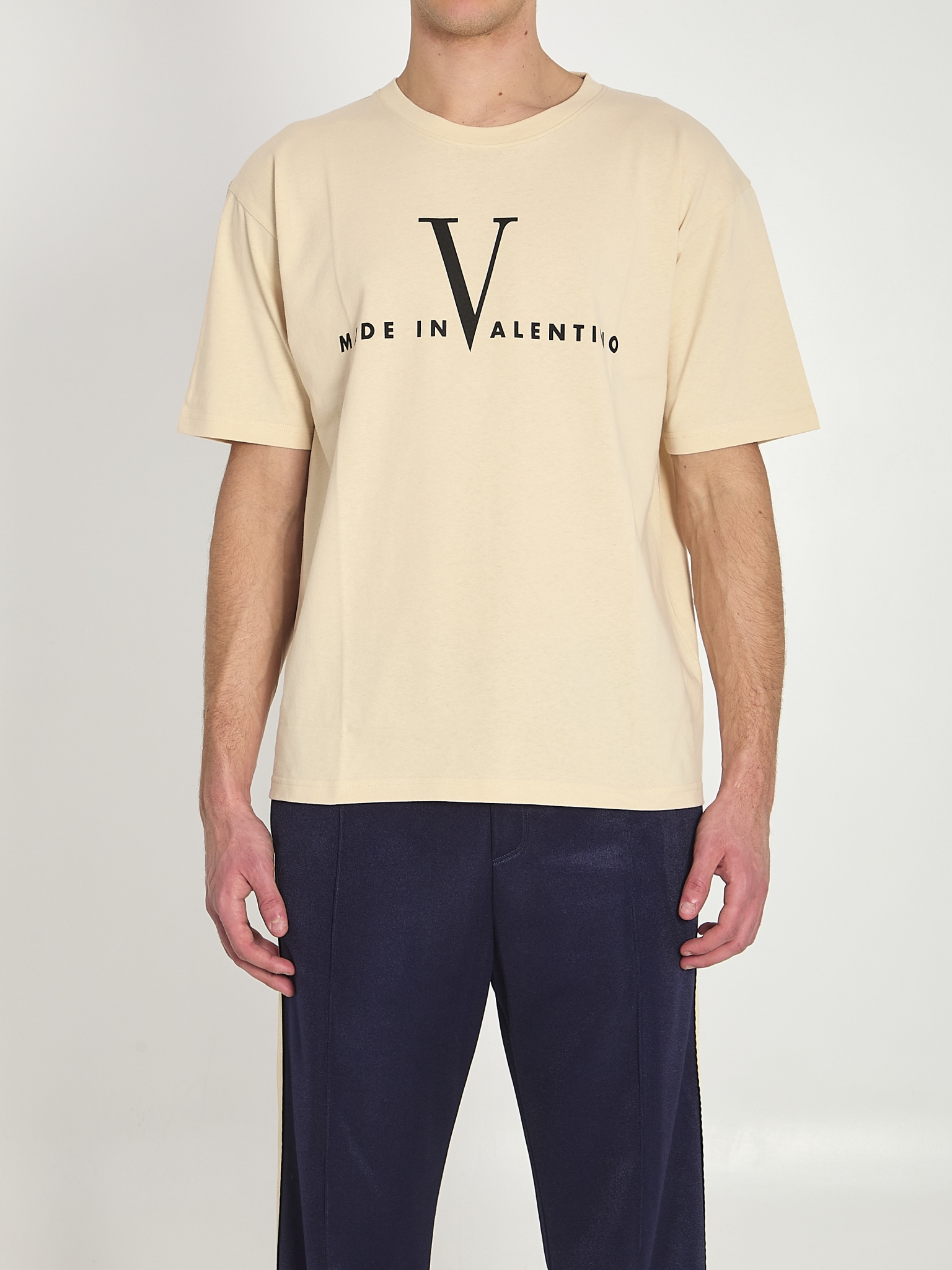 [Valentino Garavani] T-shirts Short Sleeve SS26 8V3MG16P_BAQ_QT3
