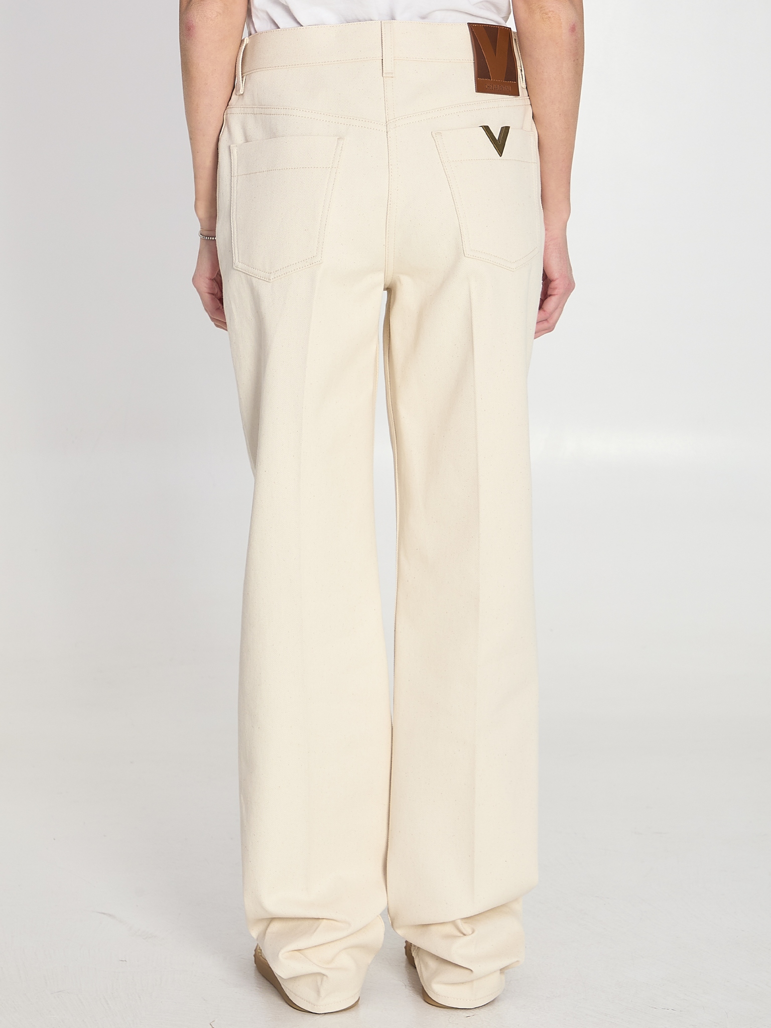 [Valentino Garavani] Jeans SS26 8B3DD22X_9Y5_A03