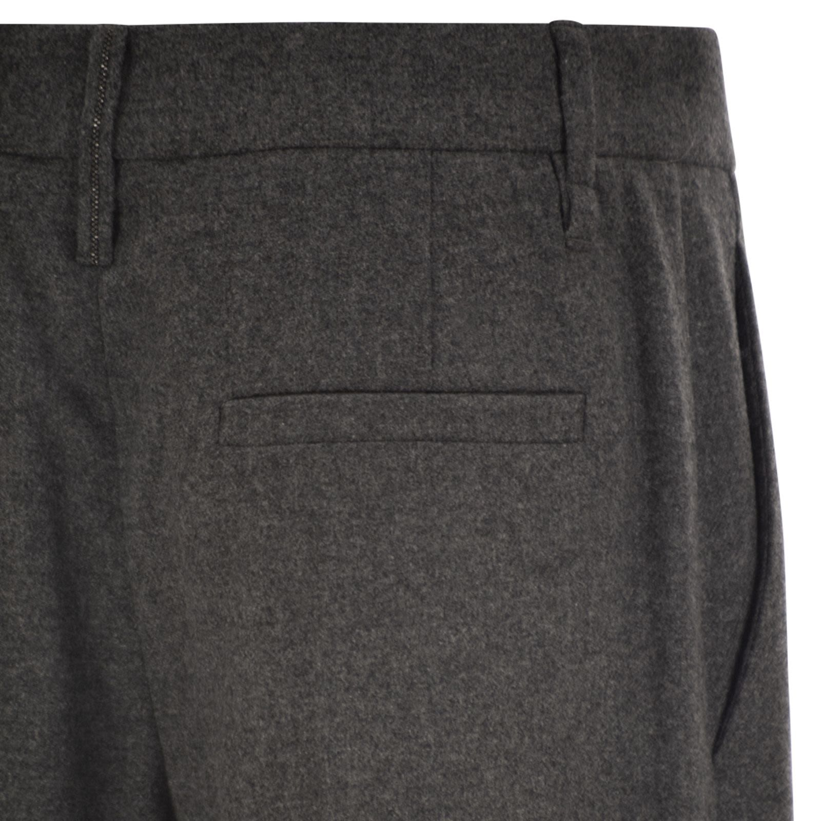 [Brunello Cucinelli] Trousers FW26 MB162P8492 C032