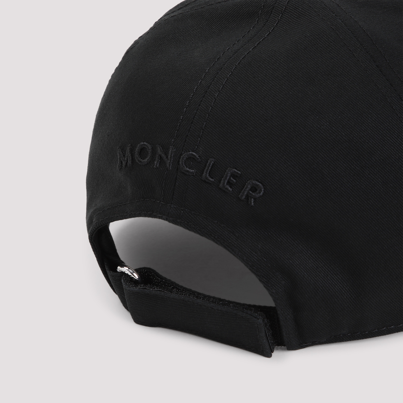 [Moncler] Cap FW26 L20913B00037.04863