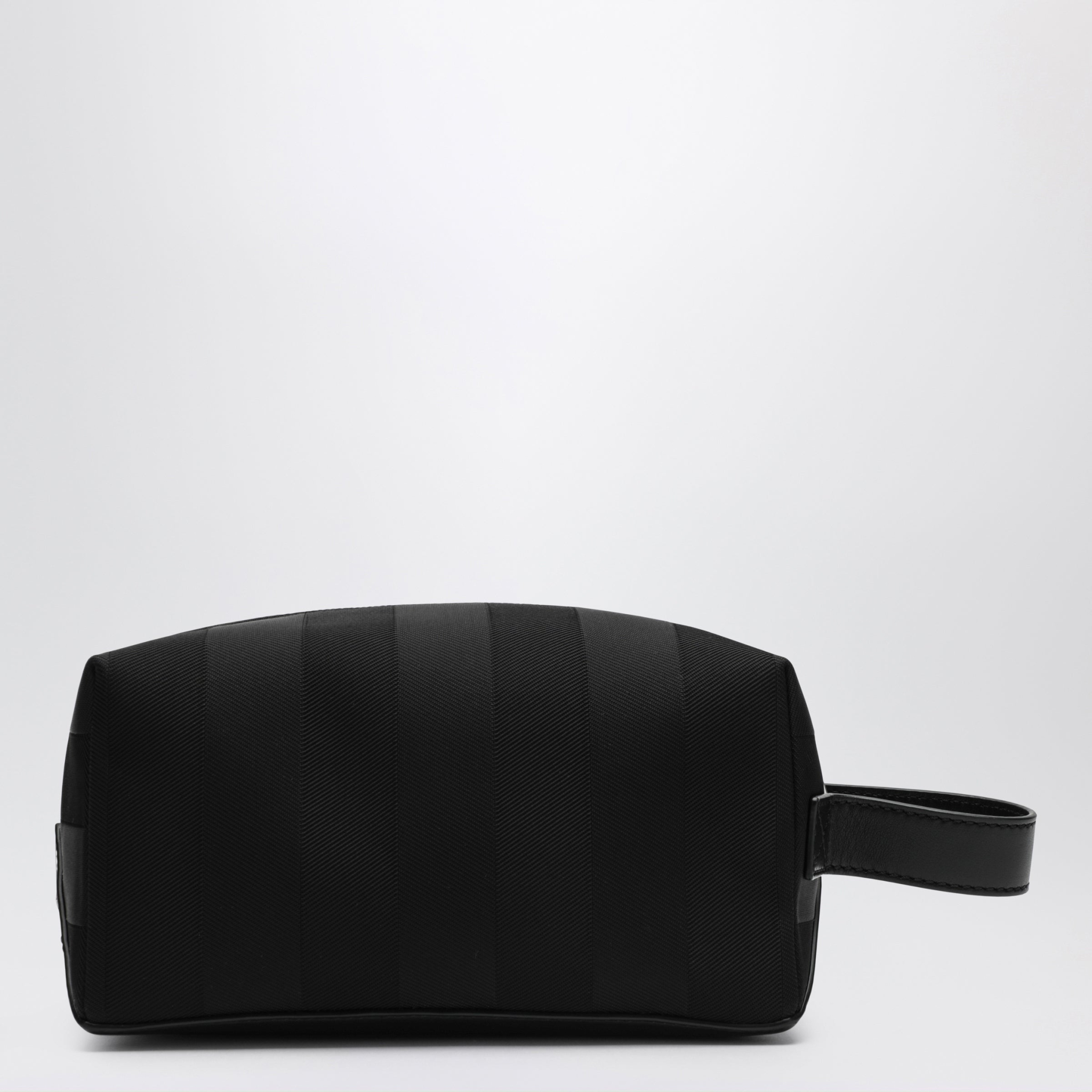 [Fendi] Luggage bag FW26 7N0170B110