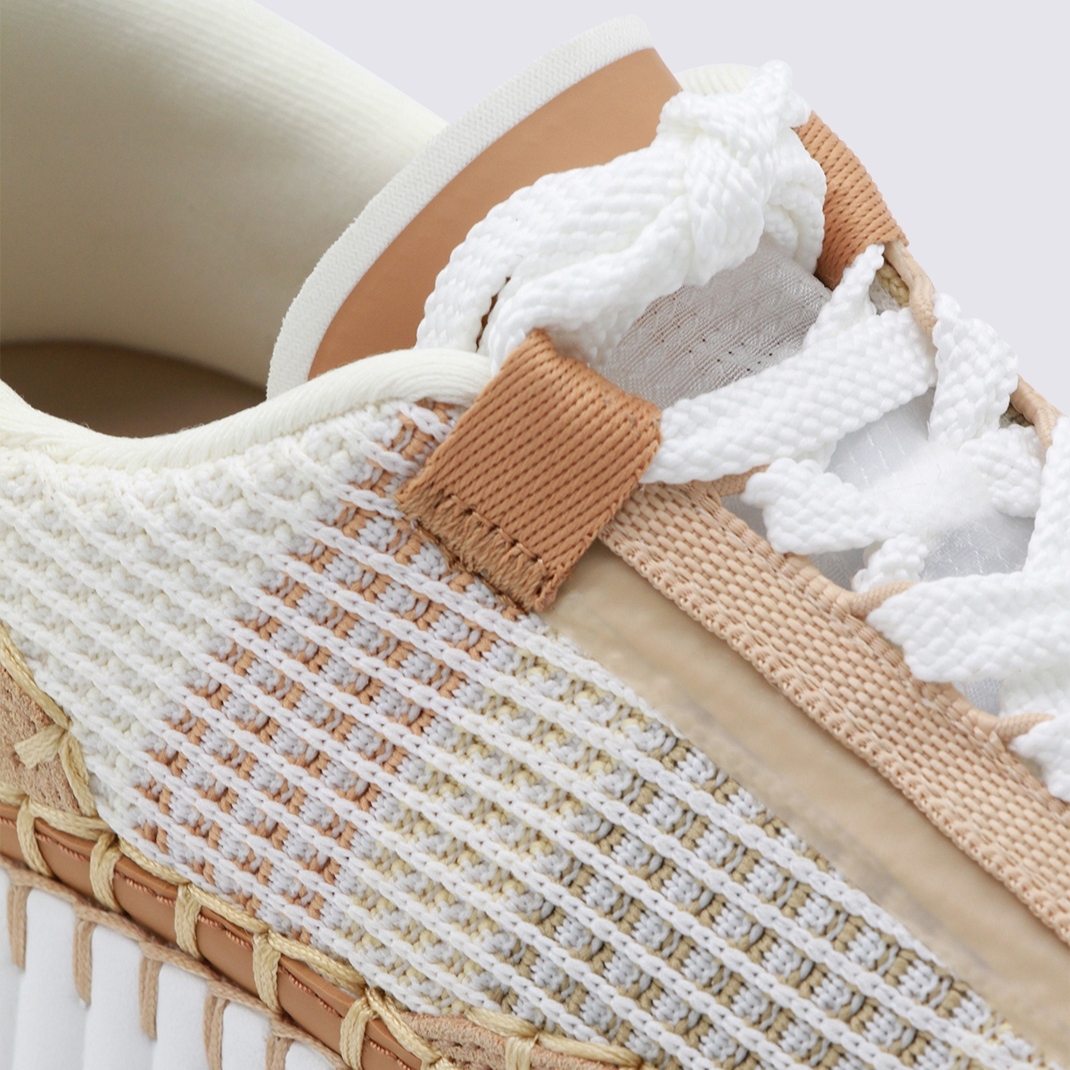 [Chloe] Sneakers FW26 CHC22S579Y0273