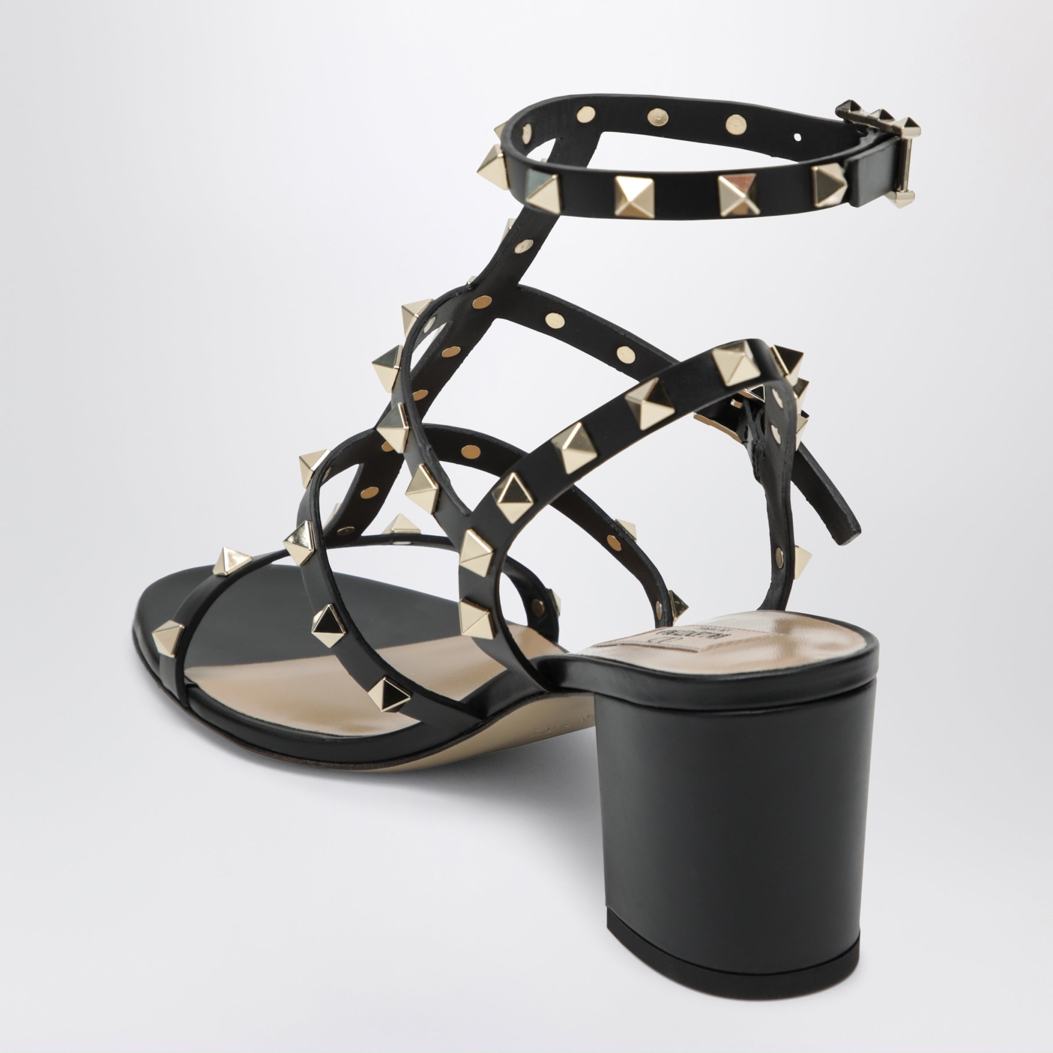 [Valentino Garavani] Sandals FW26 9W2S0491VBP