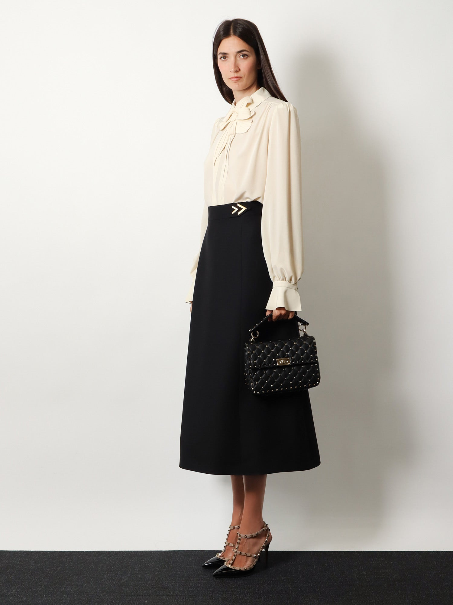 [Valentino Garavani] Cross body bag FW26 8W0B0122NAP0NO