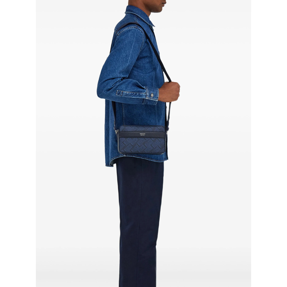 [Ferragamo] Cross body bag FW26 241658 0791232 NENAV