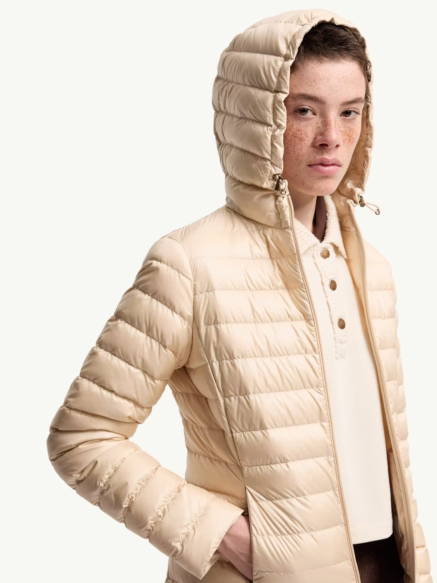 [Moncler] Down jacket FW26 L20931A00092597YG21N