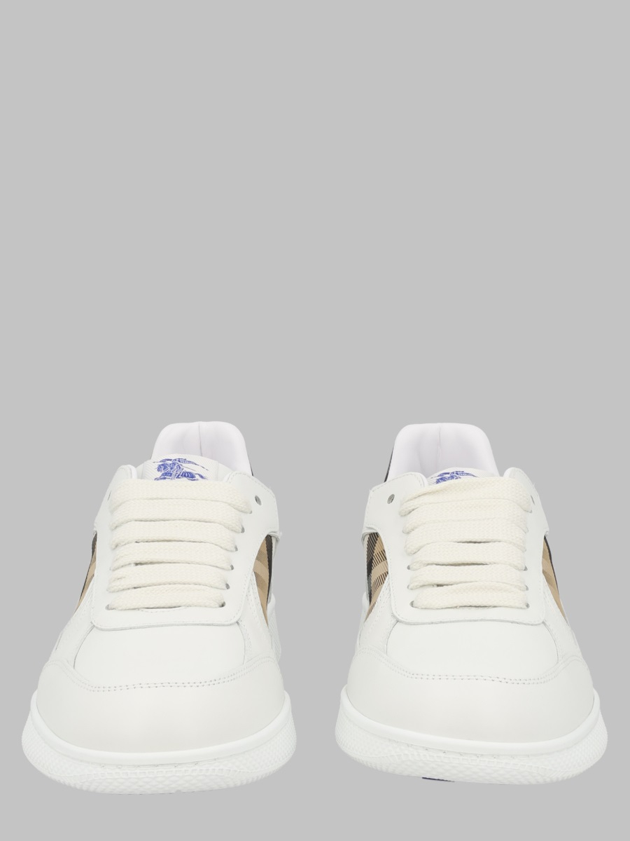 [Burberry] Sneakers FW26 8108649_A1464
